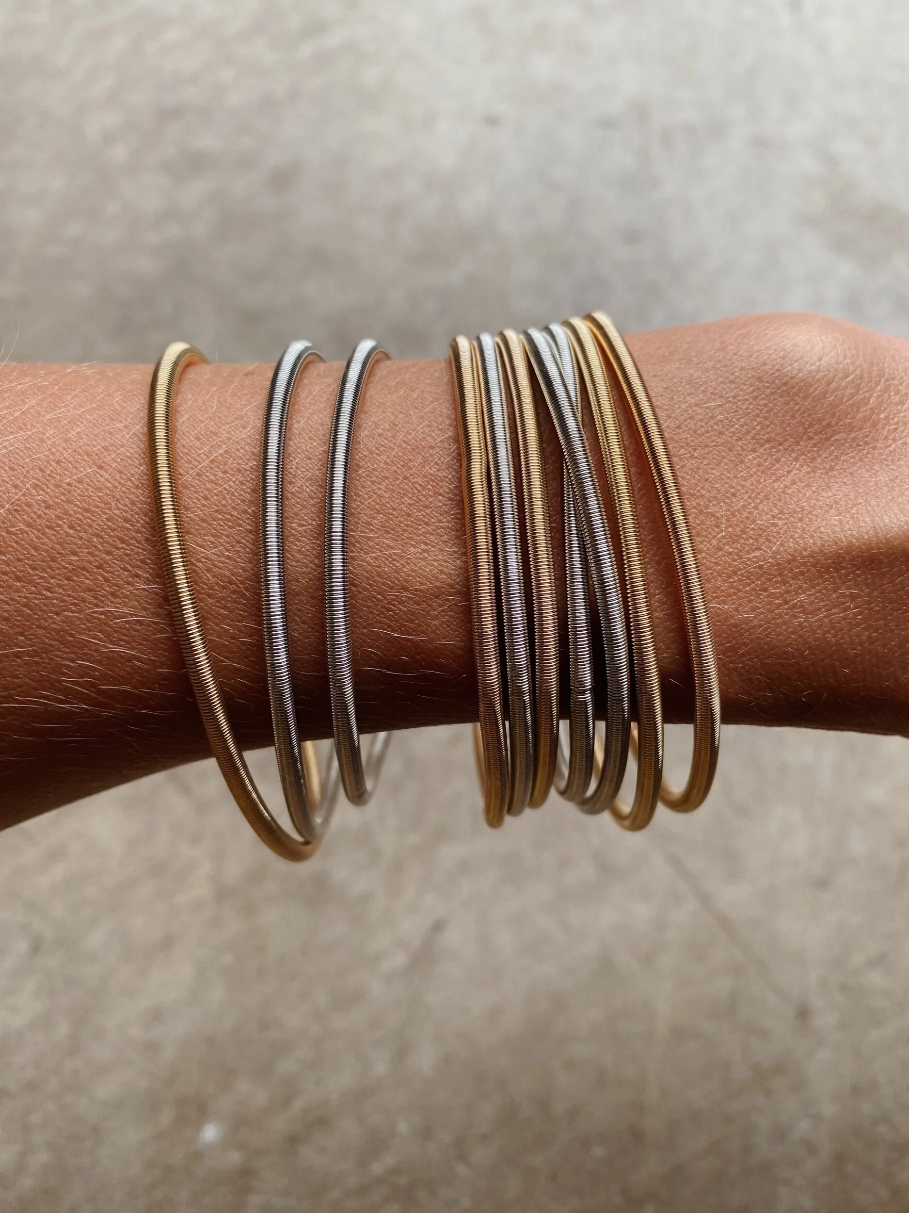 DBFE6AFF-DEC5-45CD-BE0D-6F3ADFE8541B