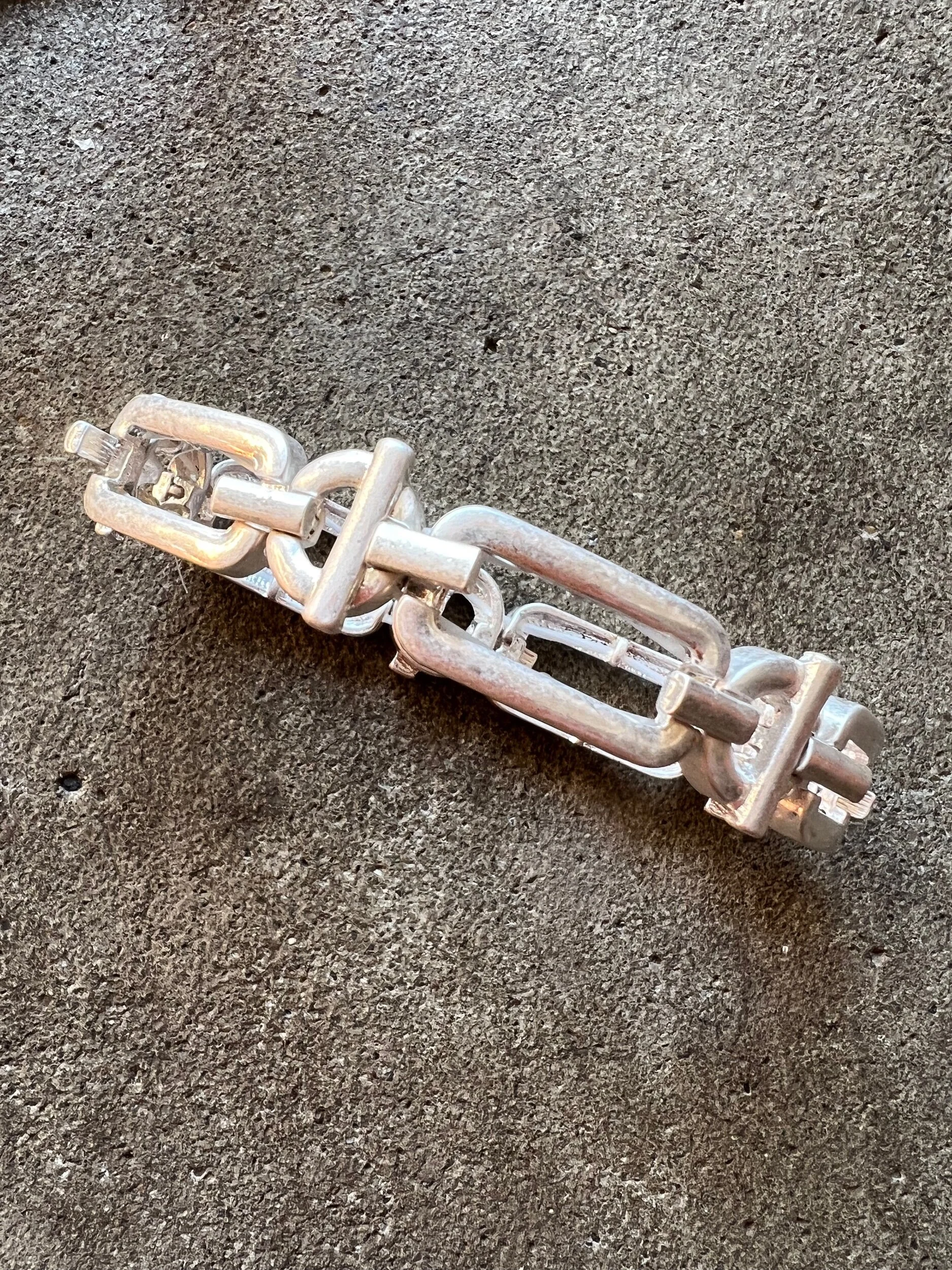 83A26A22-1C70-45EC-8C8B-82498ABDCE75