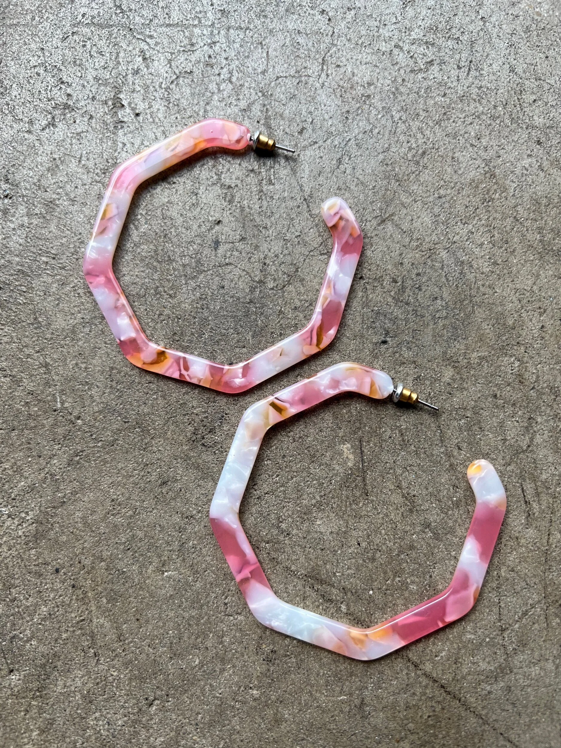 C5A38553-8515-4F02-87EE-43262BD8D9B6