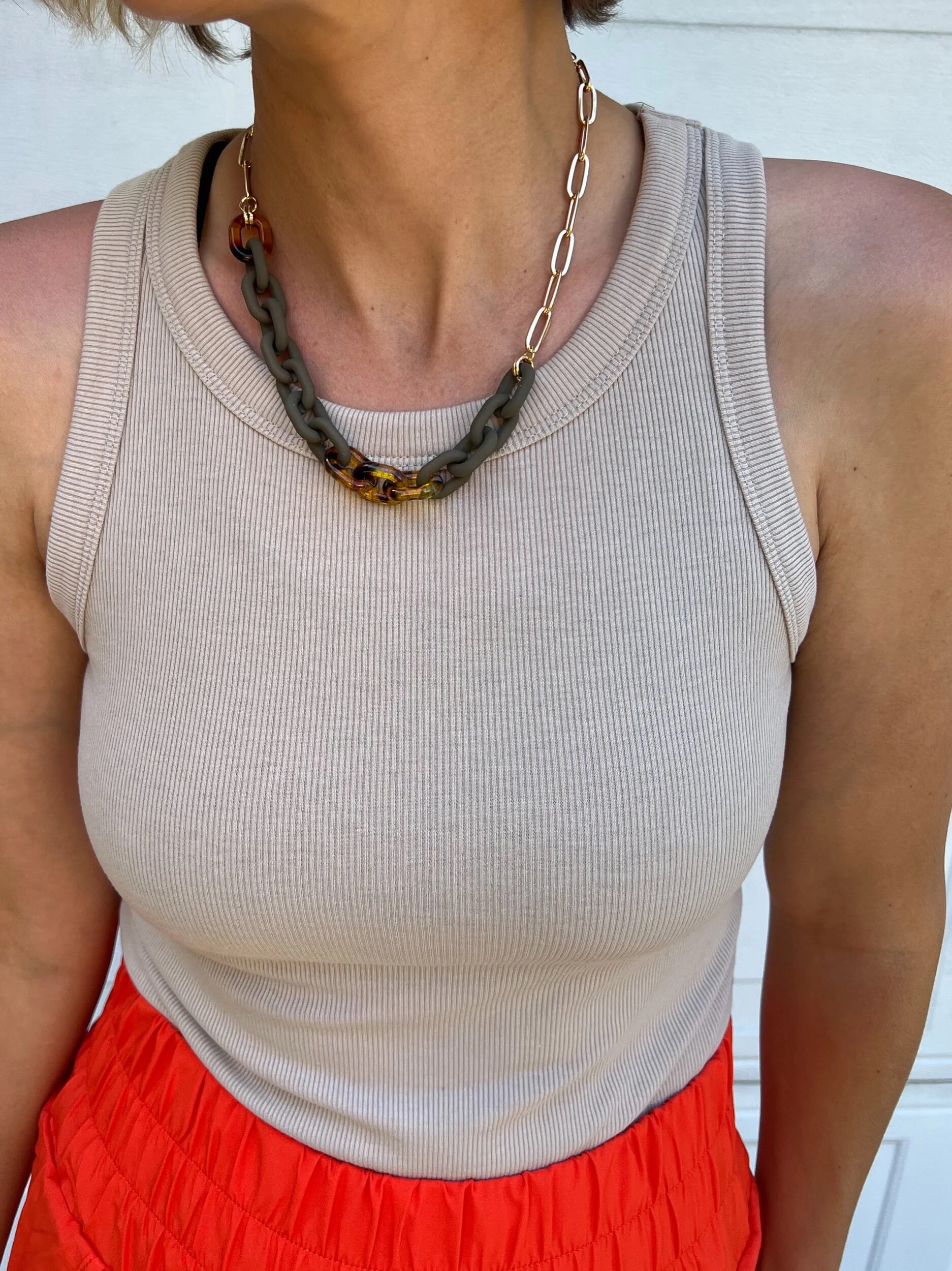 0F3C6AA1-D8FA-4F50-8277-09DD88D9D31A