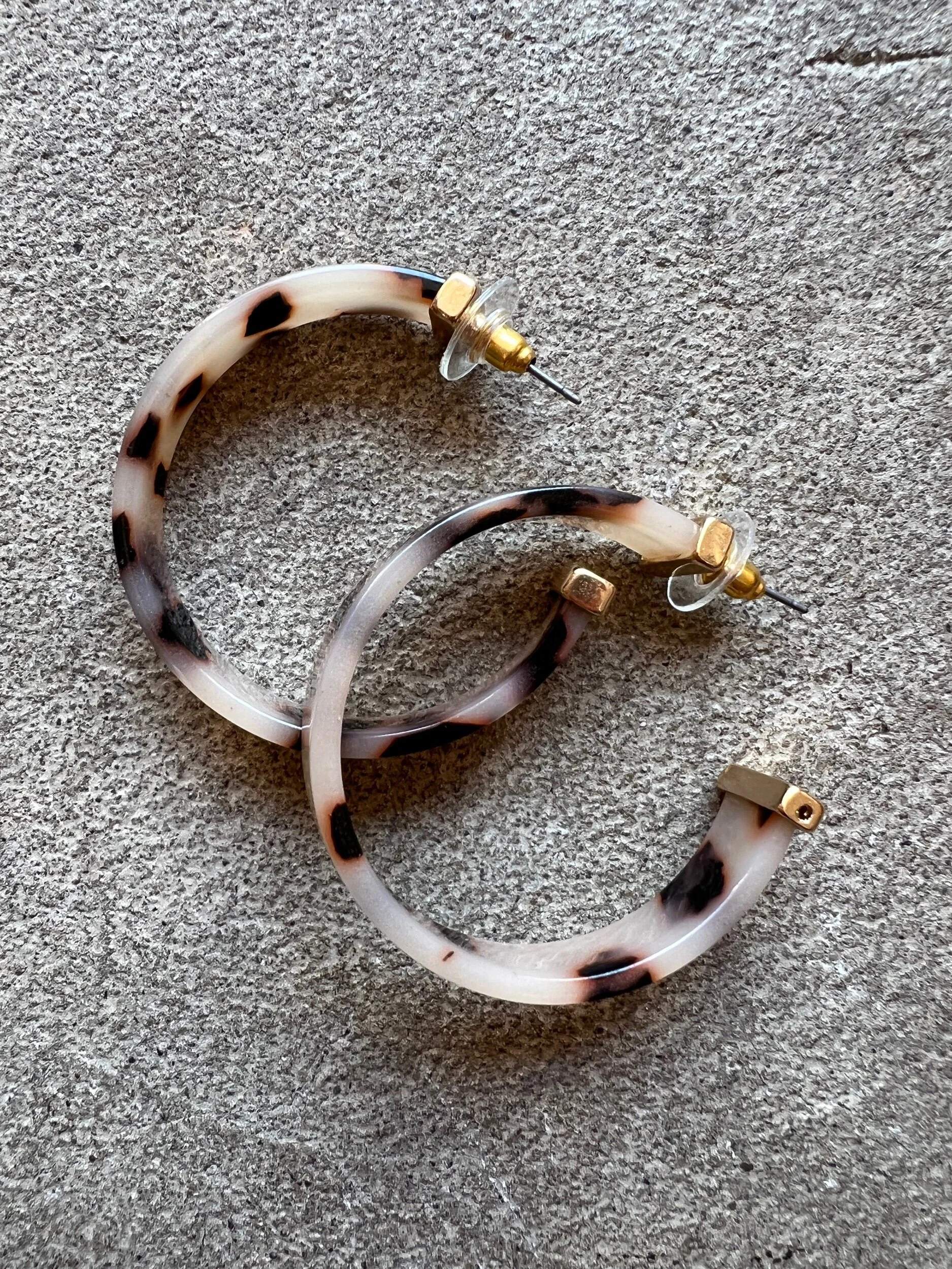 6E76A745-7503-49CC-BB90-1E4ED14EC4BC