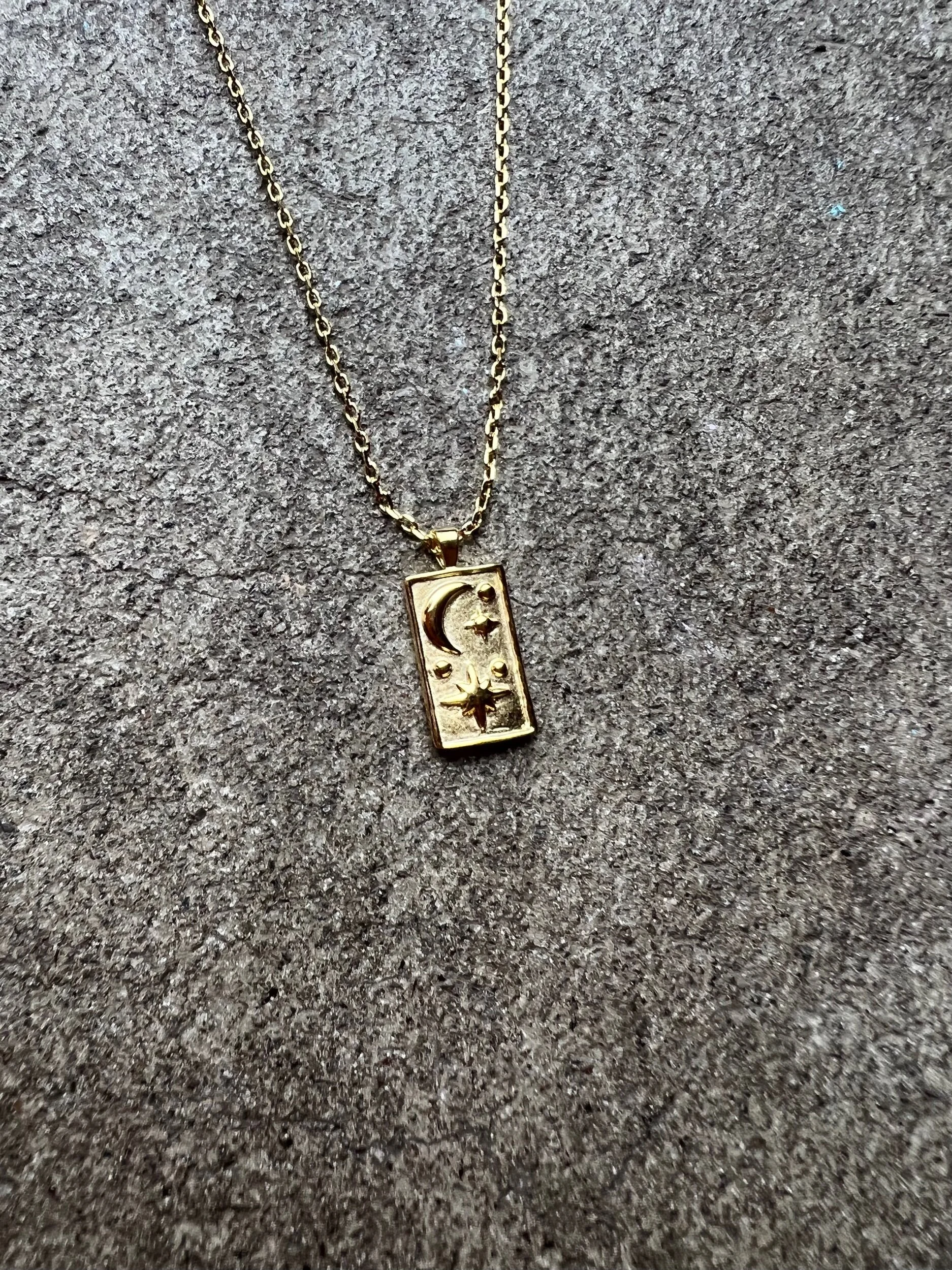 A1A4D7EE-6BA5-4808-A74B-2D0F0525BBFC