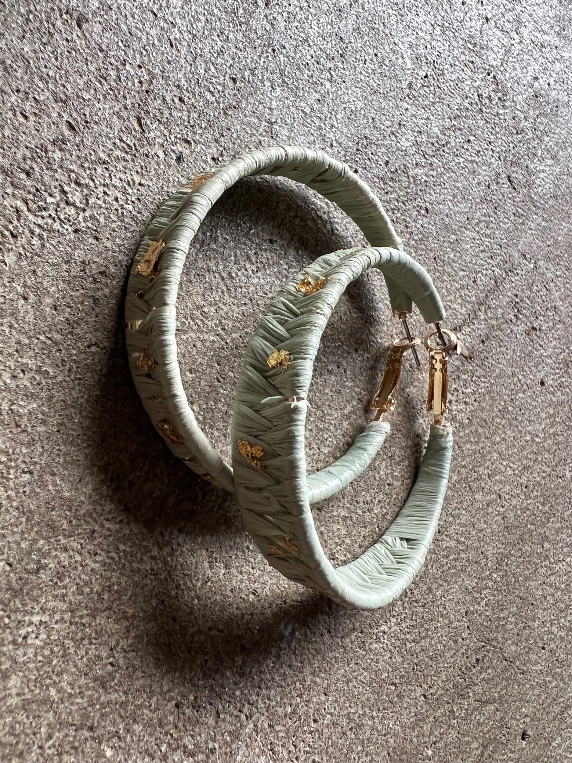 28A2AF3C-98D4-4D75-B96A-B9373AB9A666