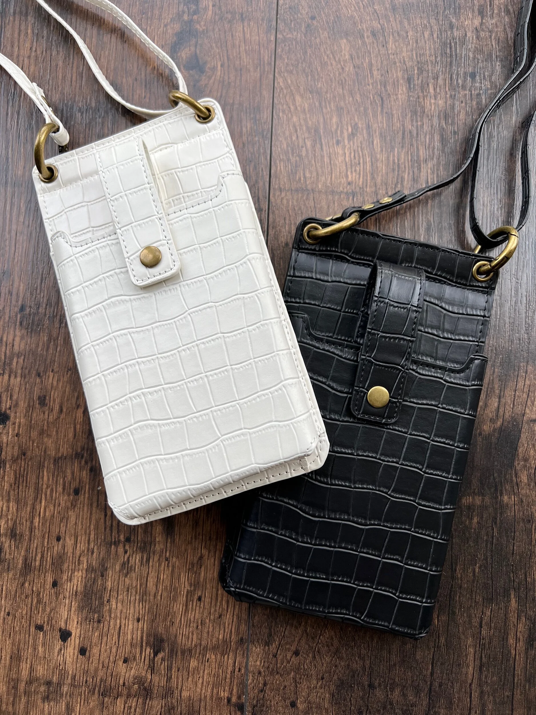 FA334FE5-7320-46FB-9800-82BA16500563