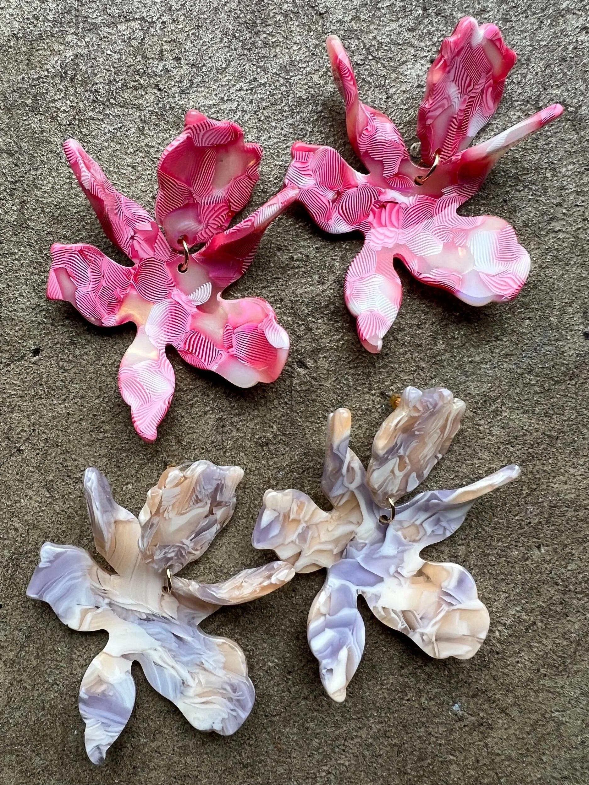 B562C76B-4649-40DA-9307-7A34C5E11C9C