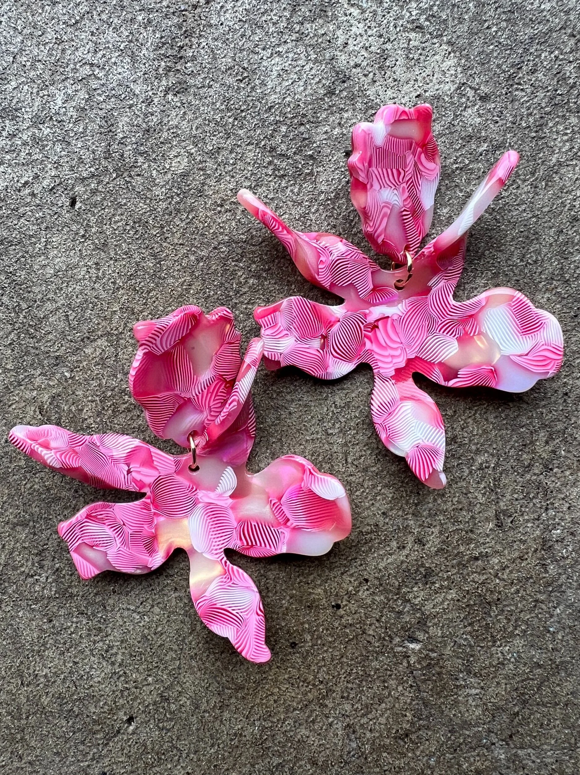 18755FE6-245F-4D9E-8823-C8F7524D6287