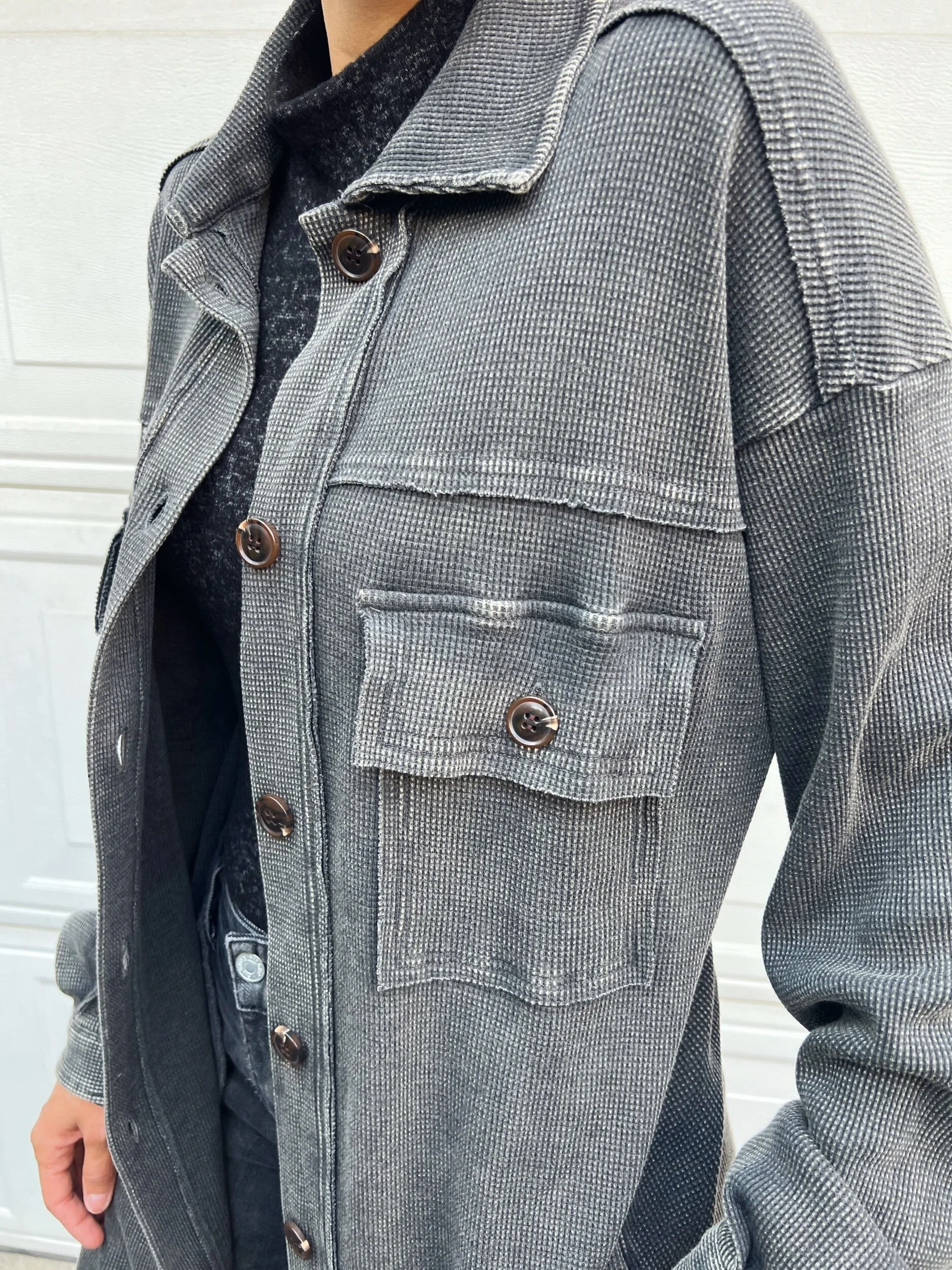 B8E29222-2FFD-4BB0-B4C9-D99656A73993