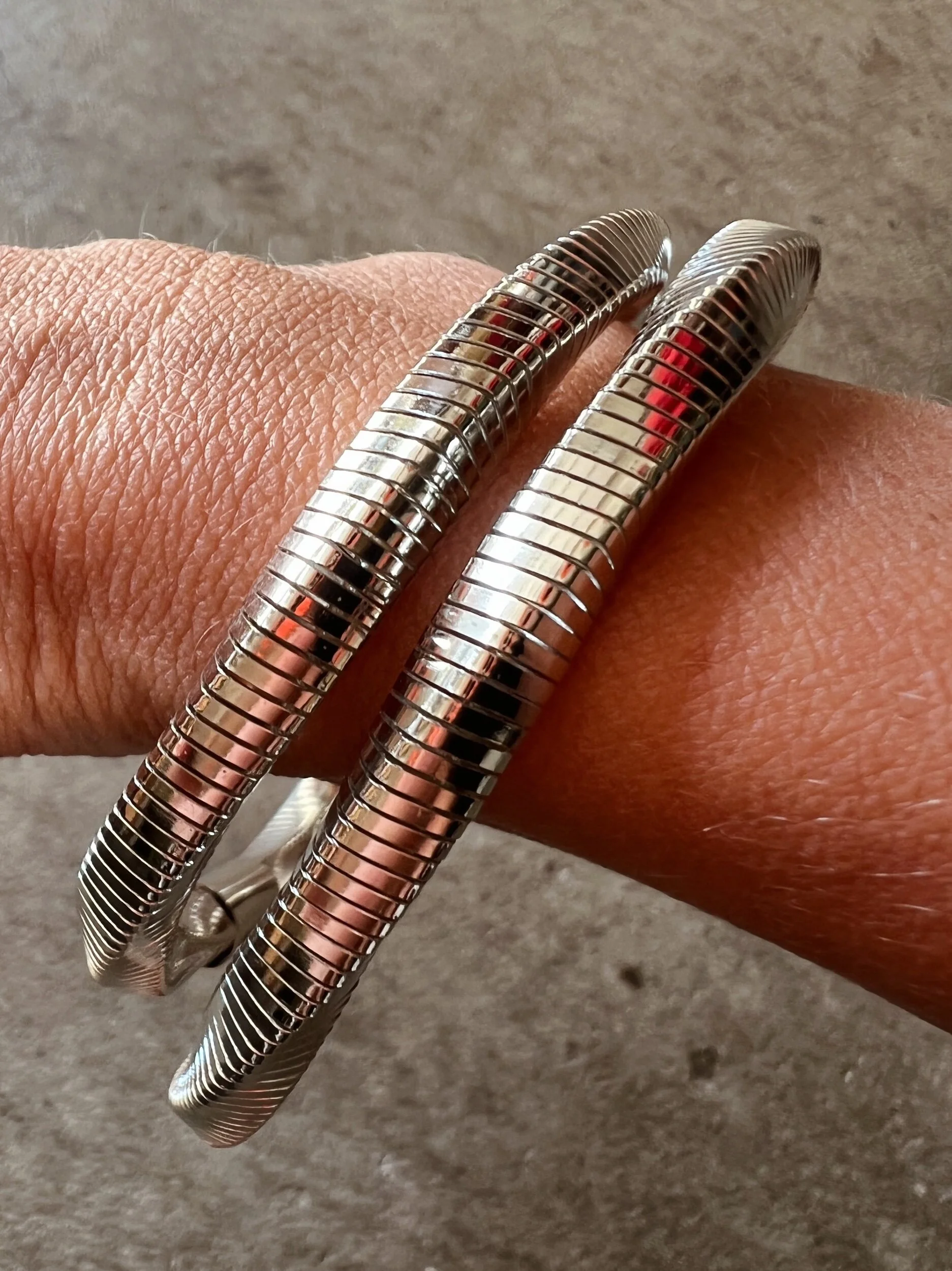 5E1FCC23-AE36-46CB-B530-5D6874B04E45