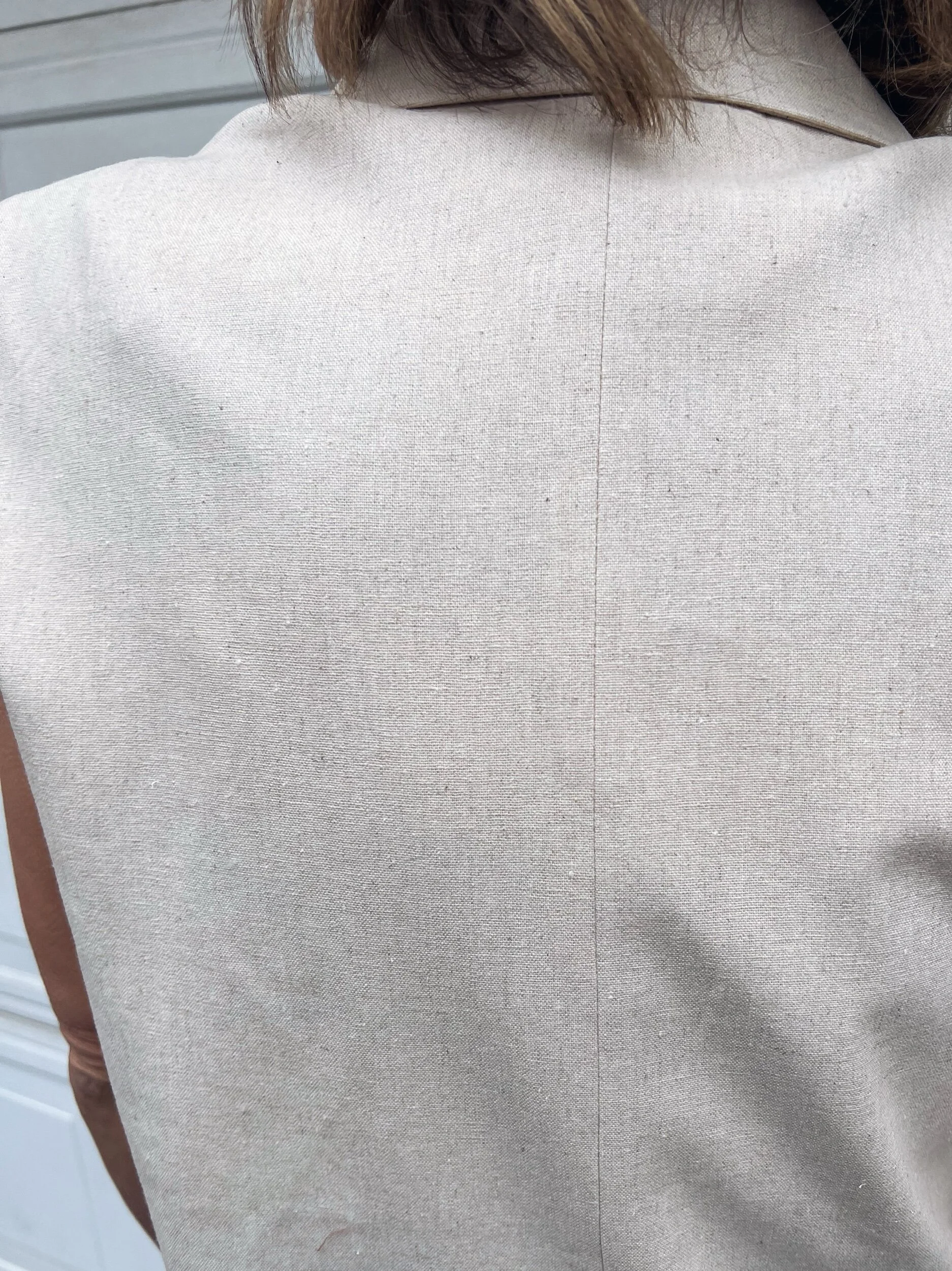 DCC3A9F8-93E2-40E6-B406-9E3700837B47