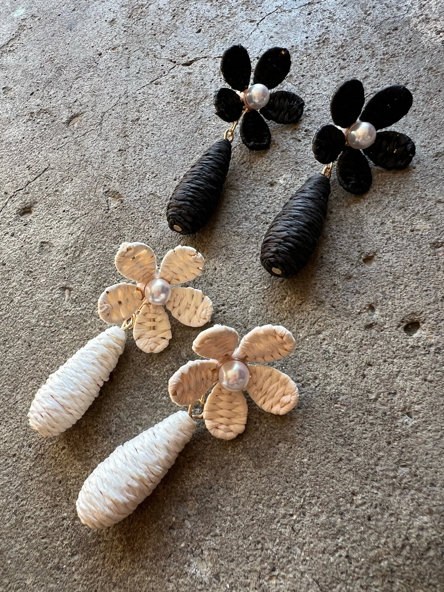 422B06BC-3DF3-4C31-9DDE-38DE600F9D6B