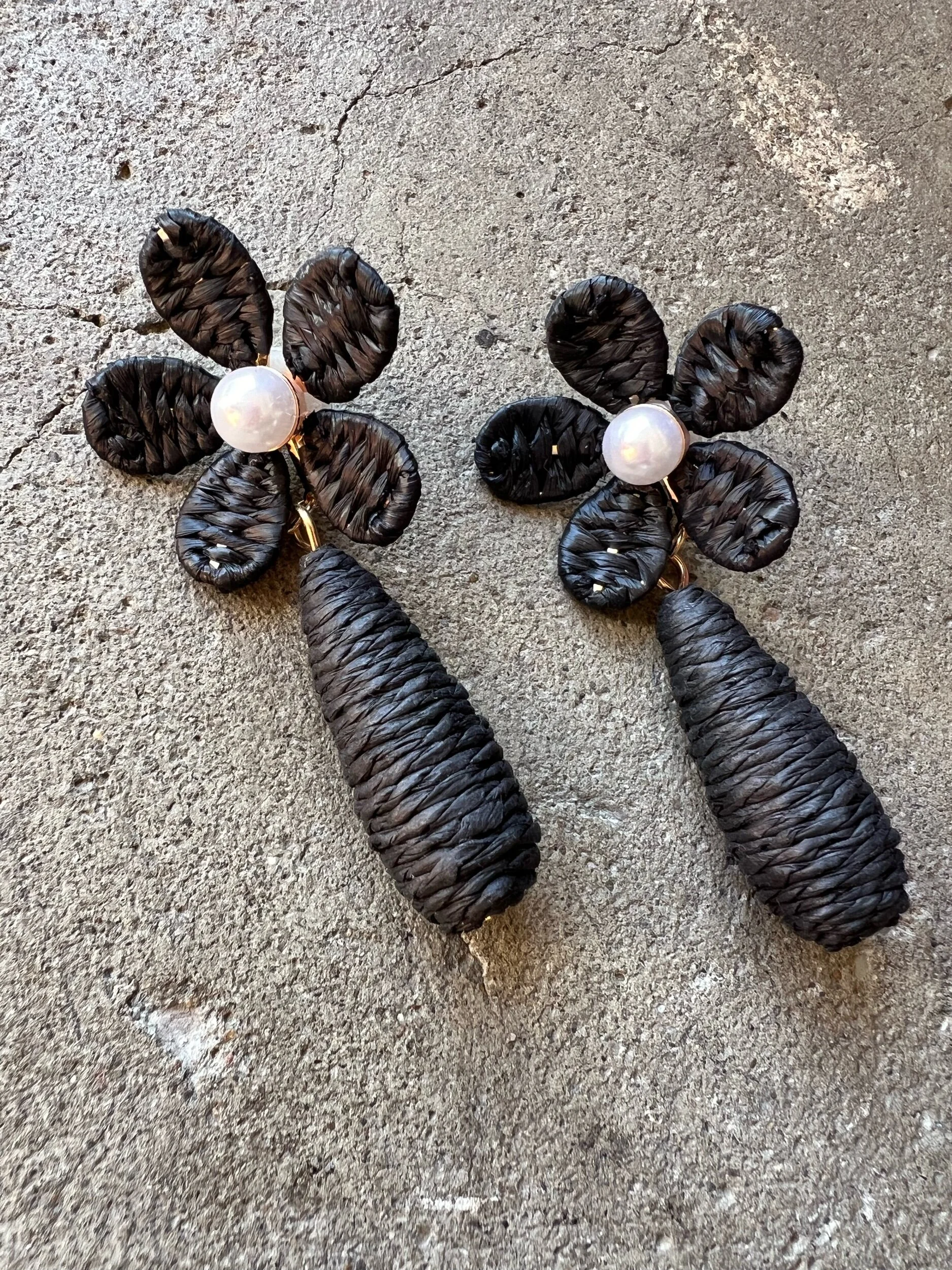 E1C82B5D-6DA6-470B-87C5-D10DF9EB8F6E