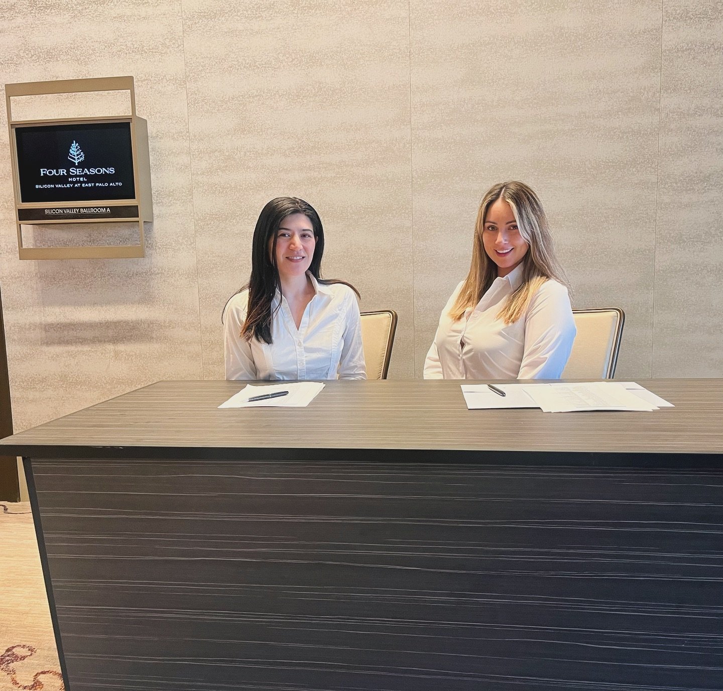 Our team assisting with registration during @tronicaexpo 📟
📍San Francisco, CA
.
.
#tronicaexpo #sanfrancisco #fourseasonshotel #expo #conference #hostesses #models #blossomtalent