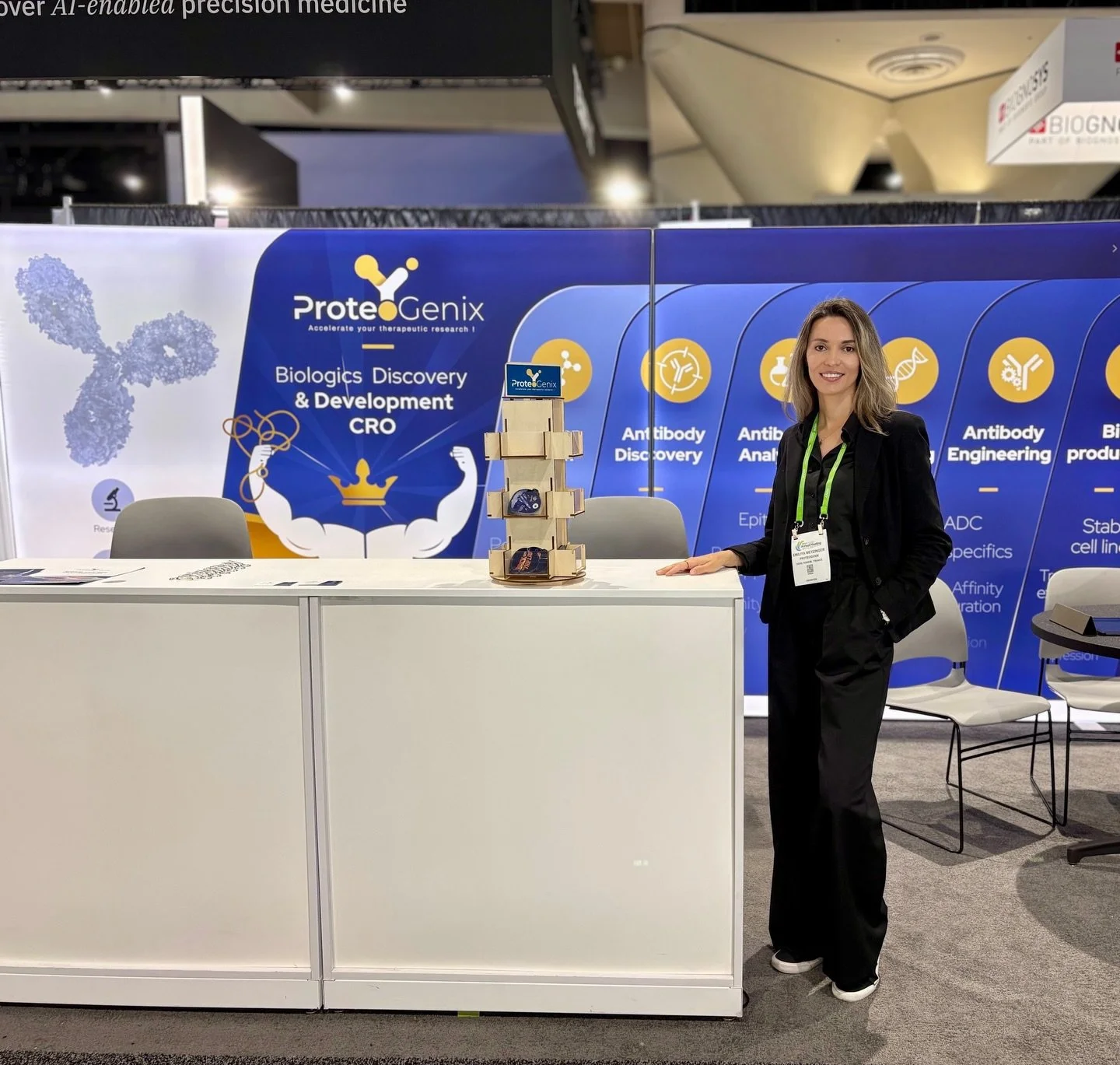 Very productive week during @aacr_cancerresearch 🧬

📍San Diego

#aacr2026 #eventhostess #brandambassador #promotionalmodel #tradeshowmodel