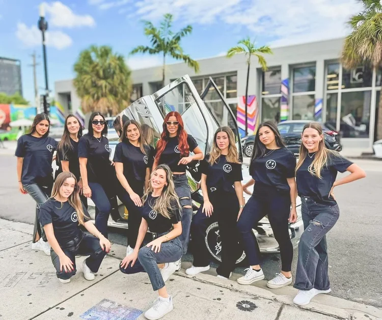 Brand ambassadors experiential marketing team