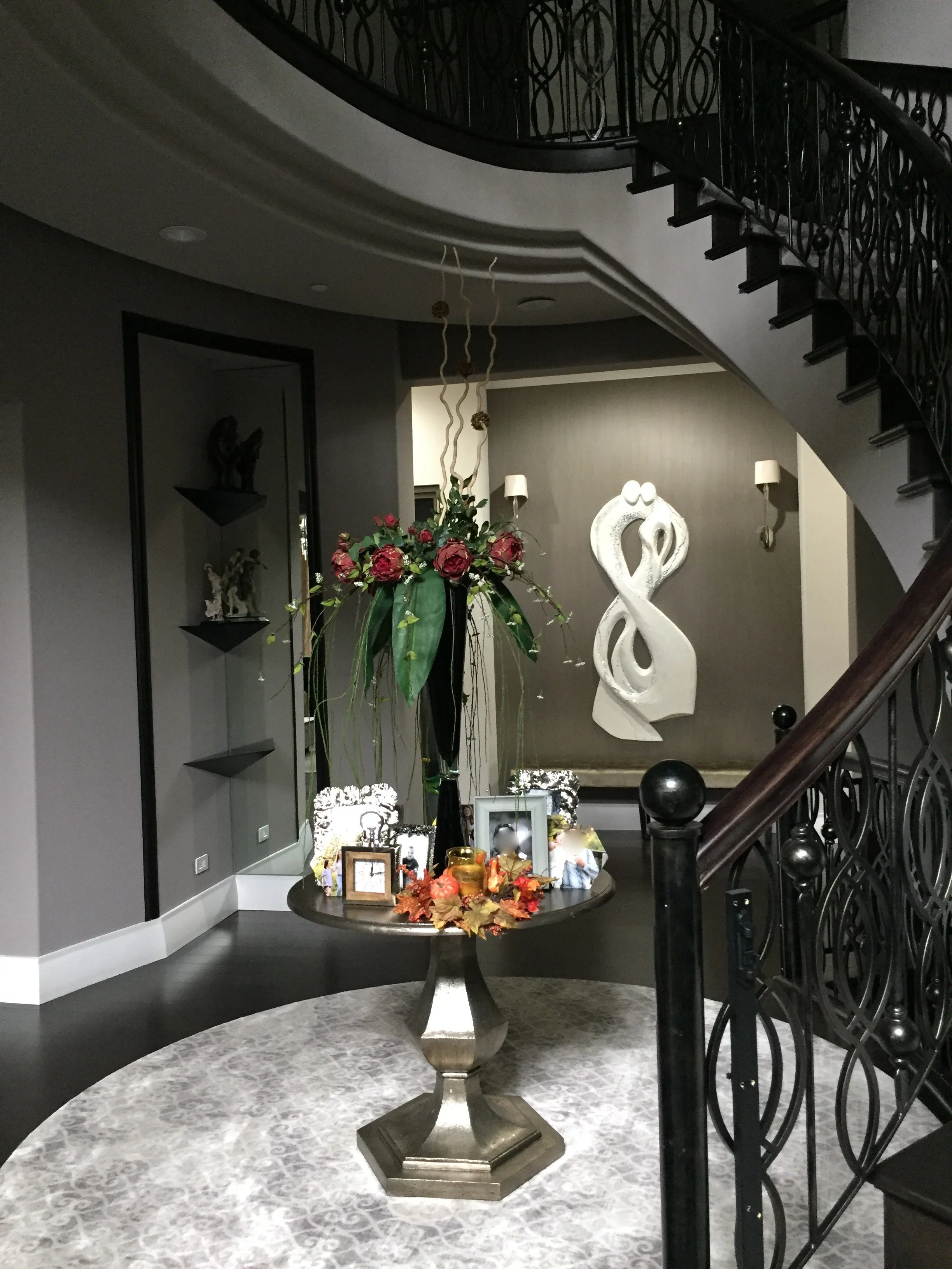 A 3D dimensional wall sculpture where art becomes part of the architecture. The flowing organic form creates depth, movement and shifting shadows, transforming the wall into a sculptural focal point.