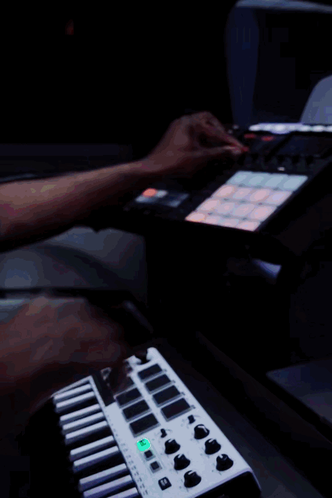 CADILLAC GALLERY 1.gif