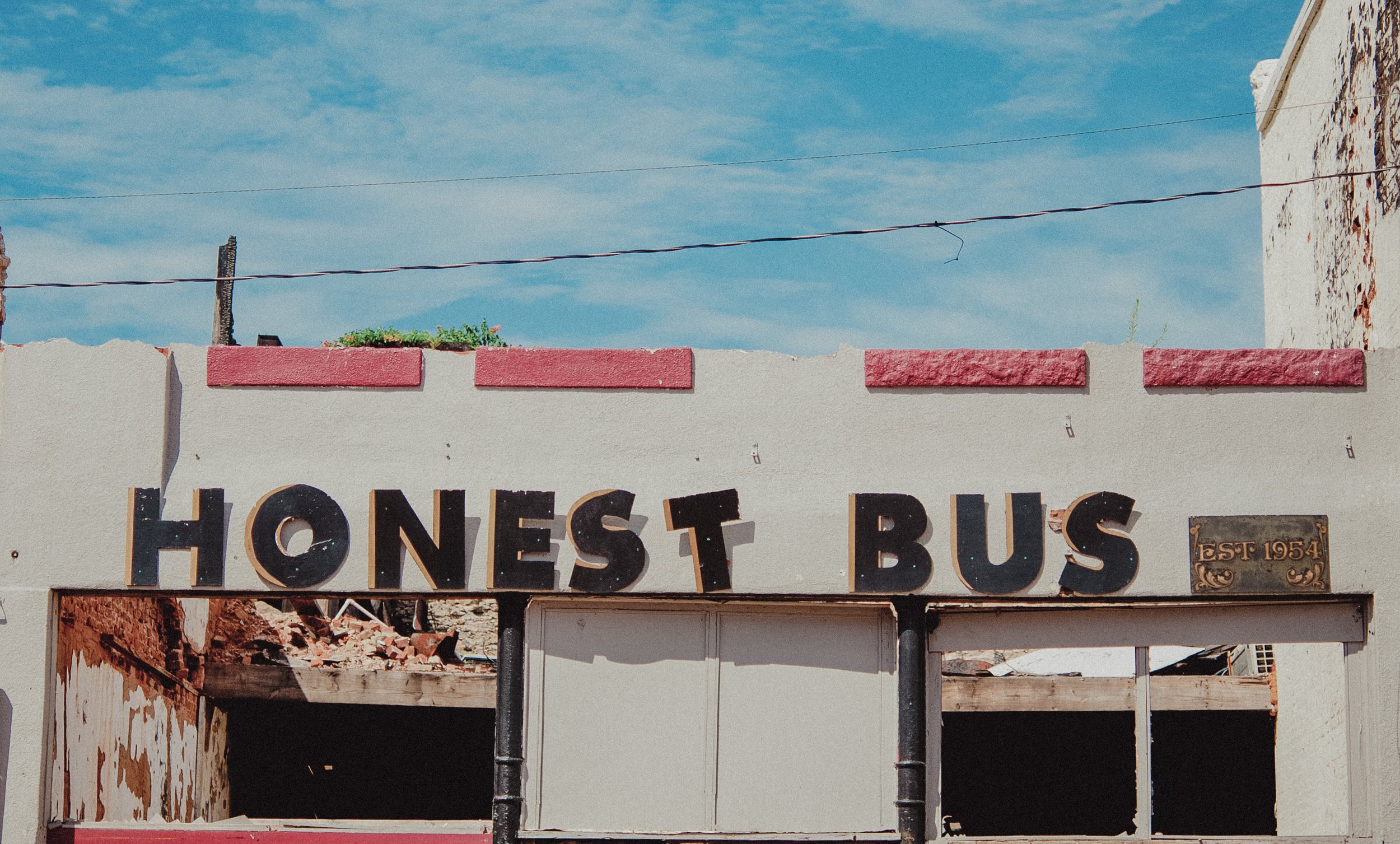 honest-bus-1.jpg