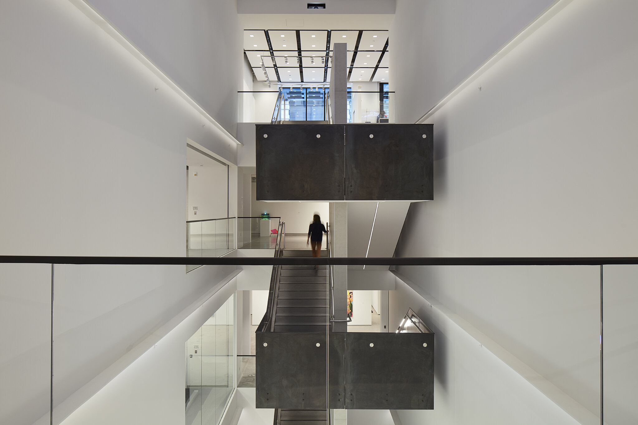 SAIC - 33 E WASHINGTON