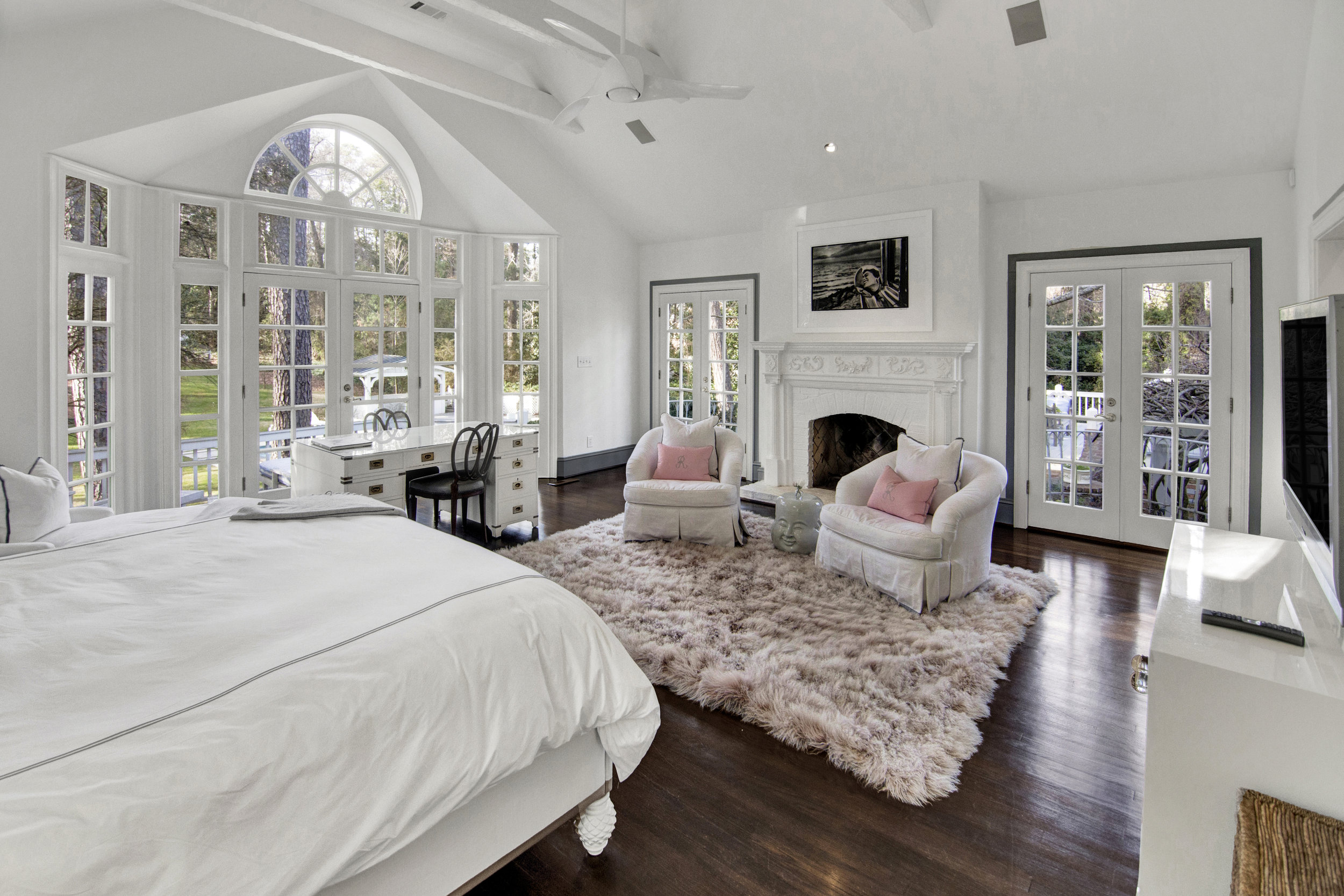 Master Bedroom 2.jpg