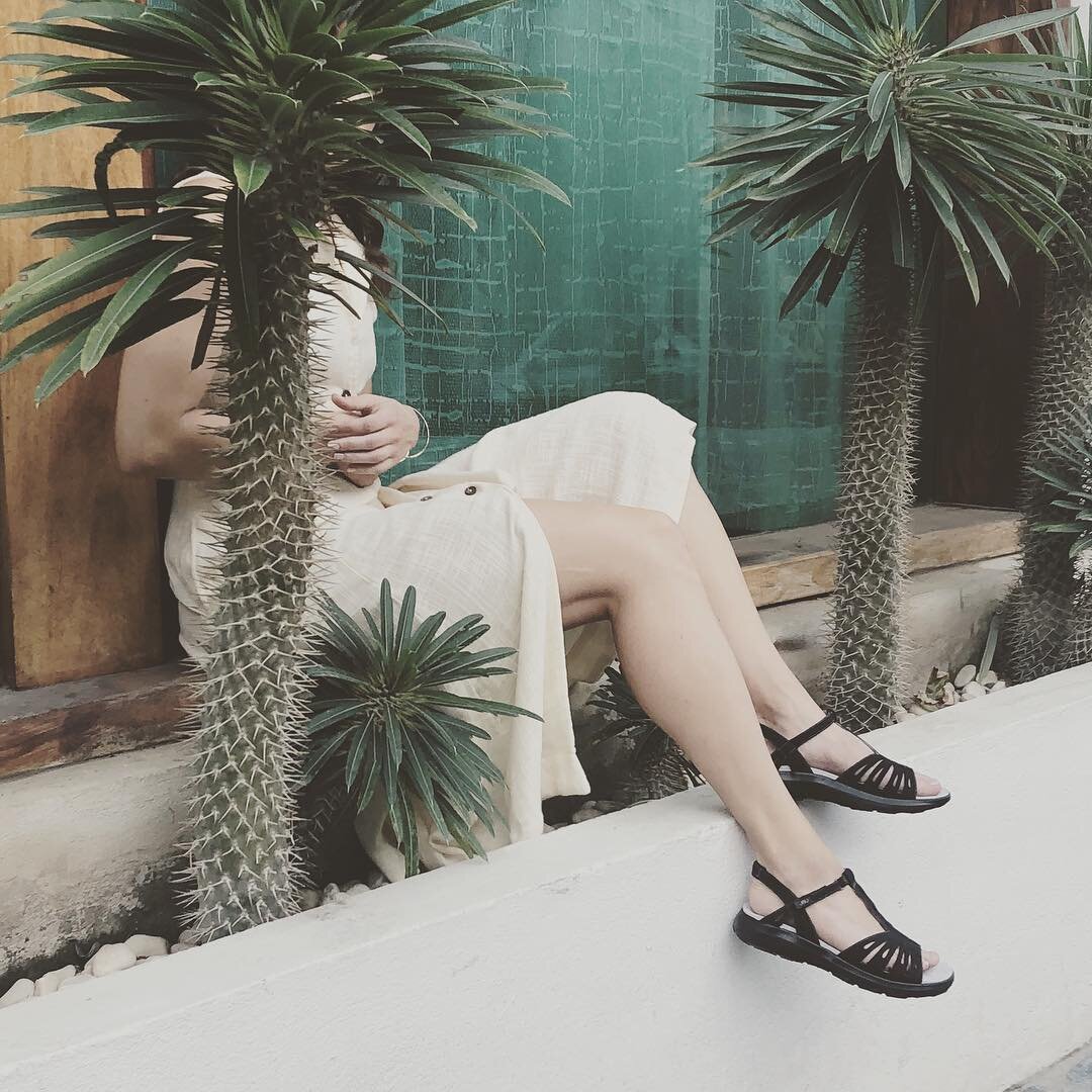 Really. It&rsquo;s all about the shoes .. #jambu
#shoes
#mexico
@isaaclkoval 
@rosslynluke 
#wardrobestylist