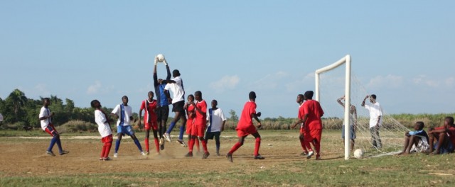 GOALS teams mid-play
