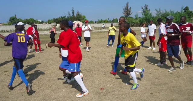GOALS coaches play a CAC game that teaches children about safe spaces
