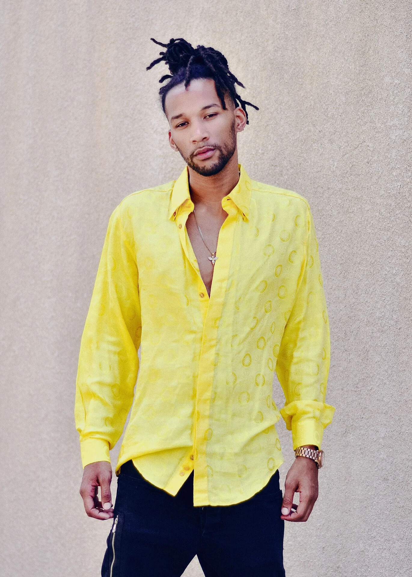 Versace Classic V2 Dress Shirt — cast + current