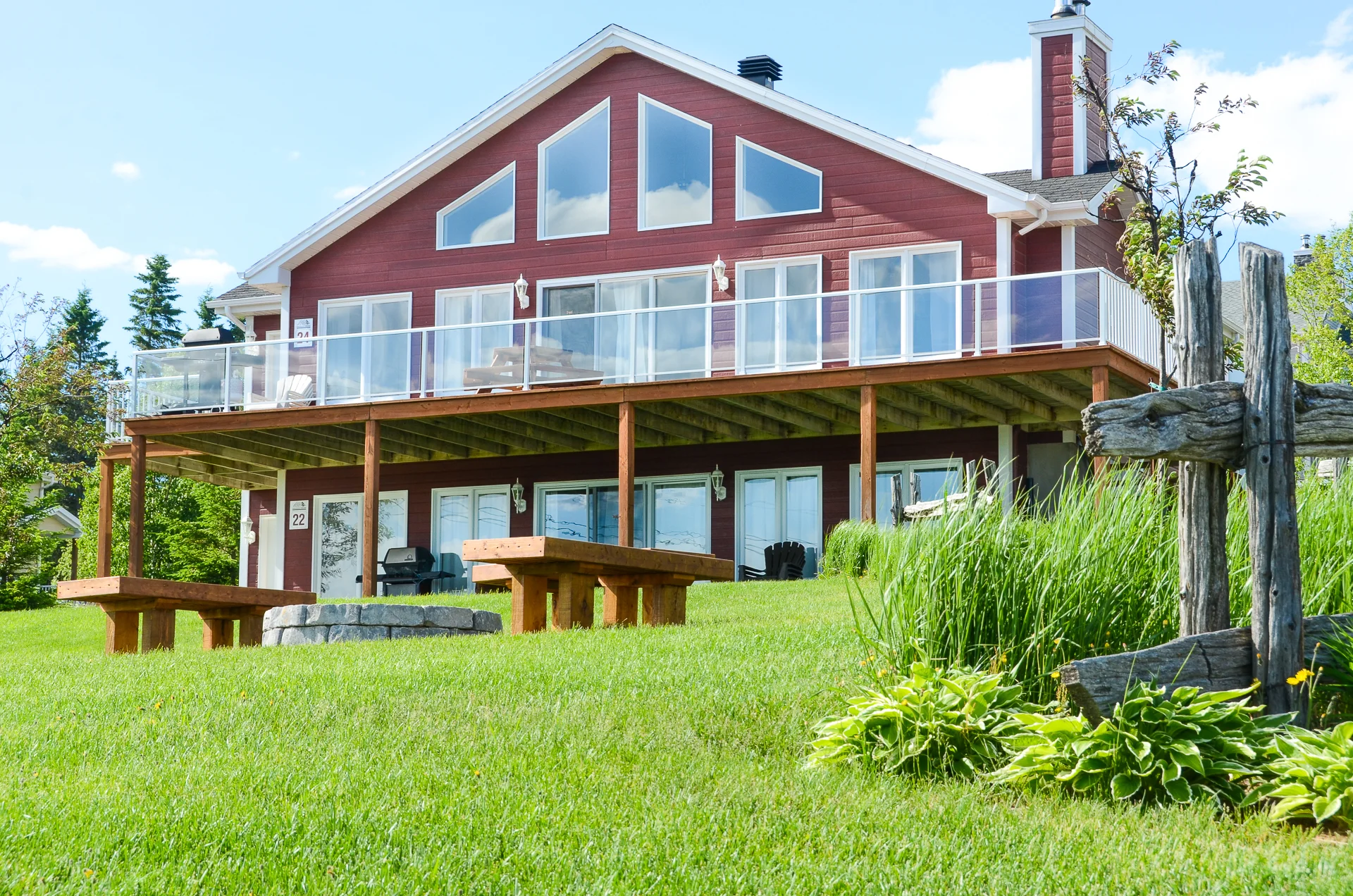 Chalet foyer 2.jpg