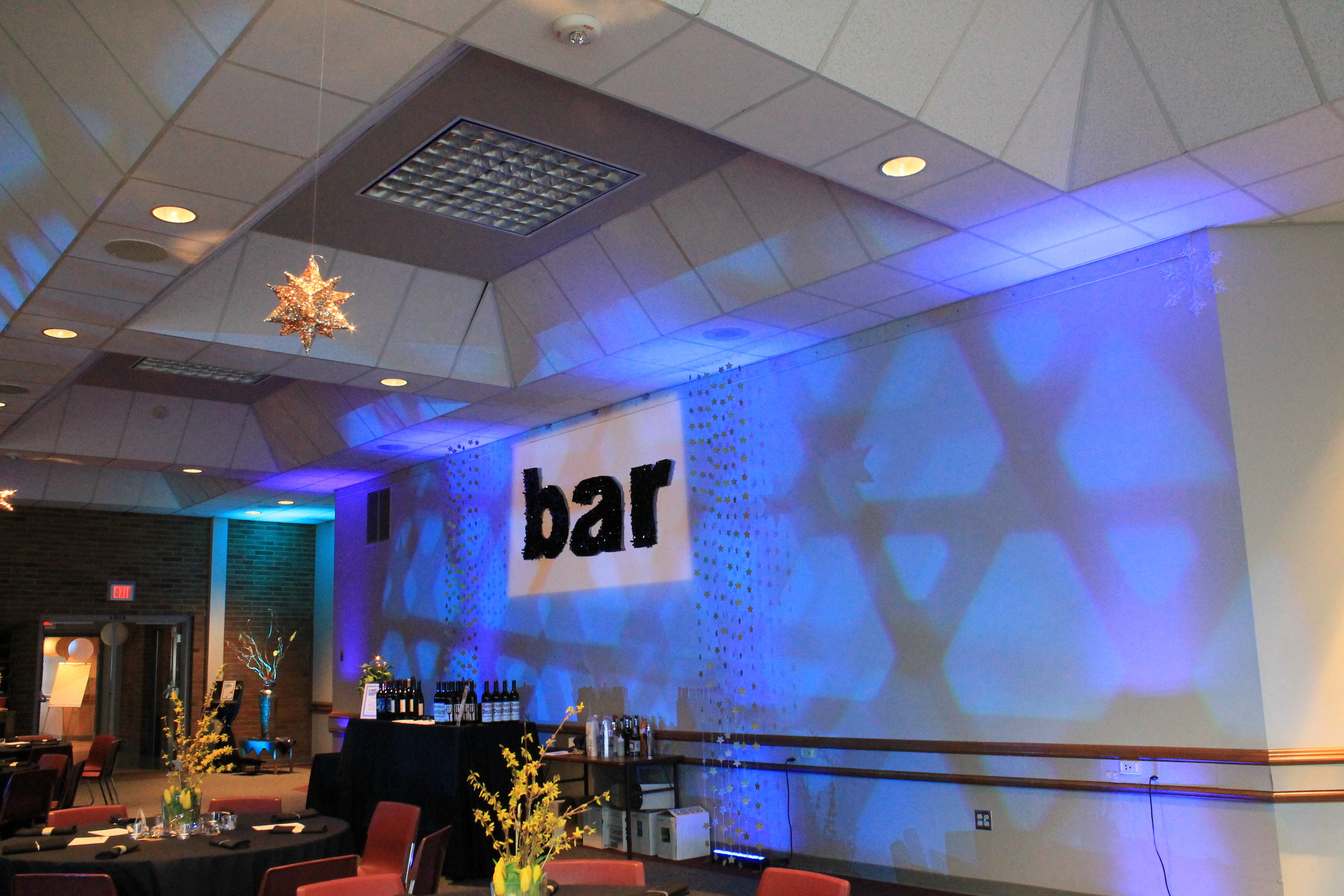 Spot light on the bar sign and pattern gobo’s for an auction