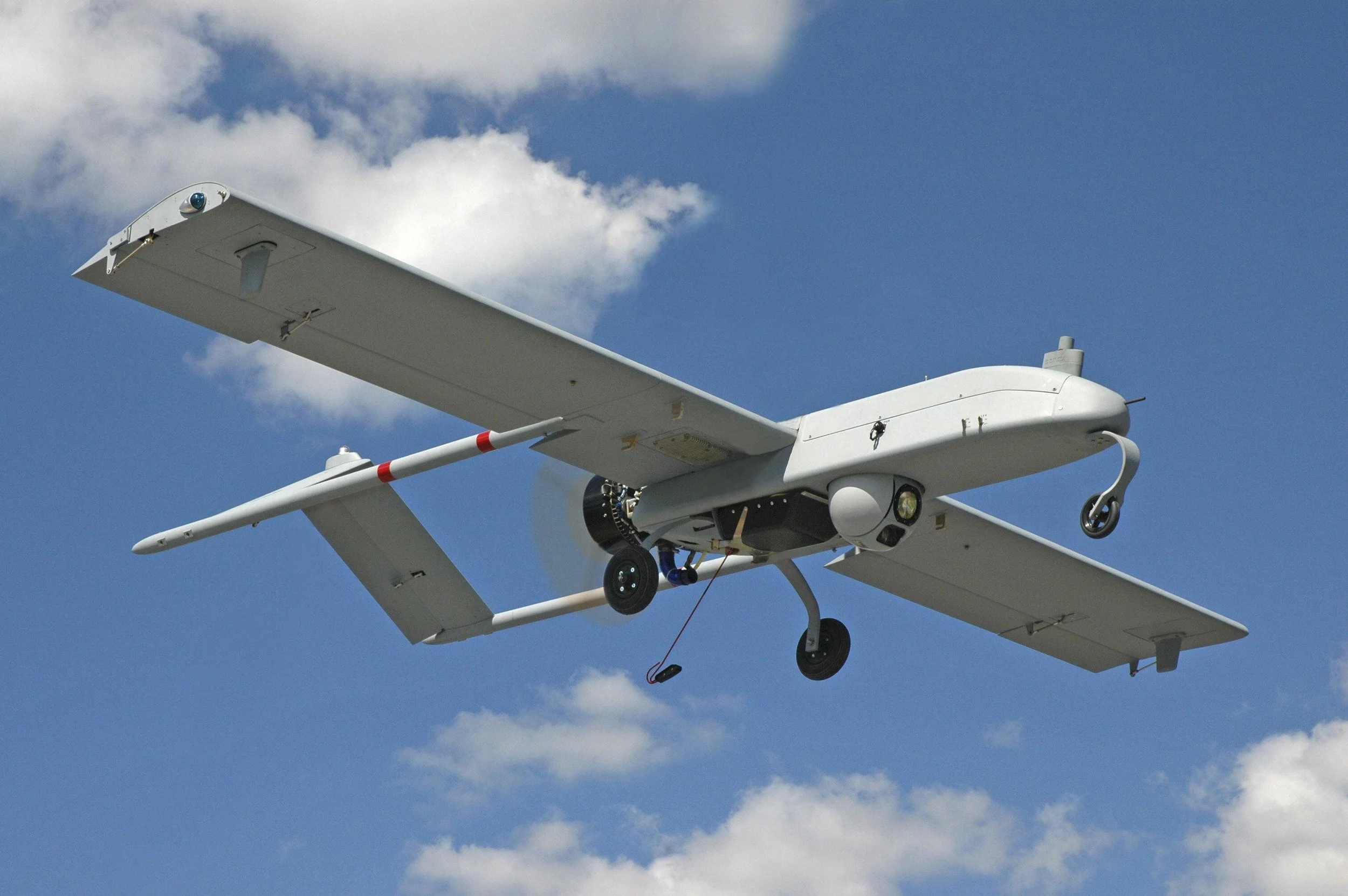 UAV Powered by Aveox BLDC motor, alternator/generator & controller