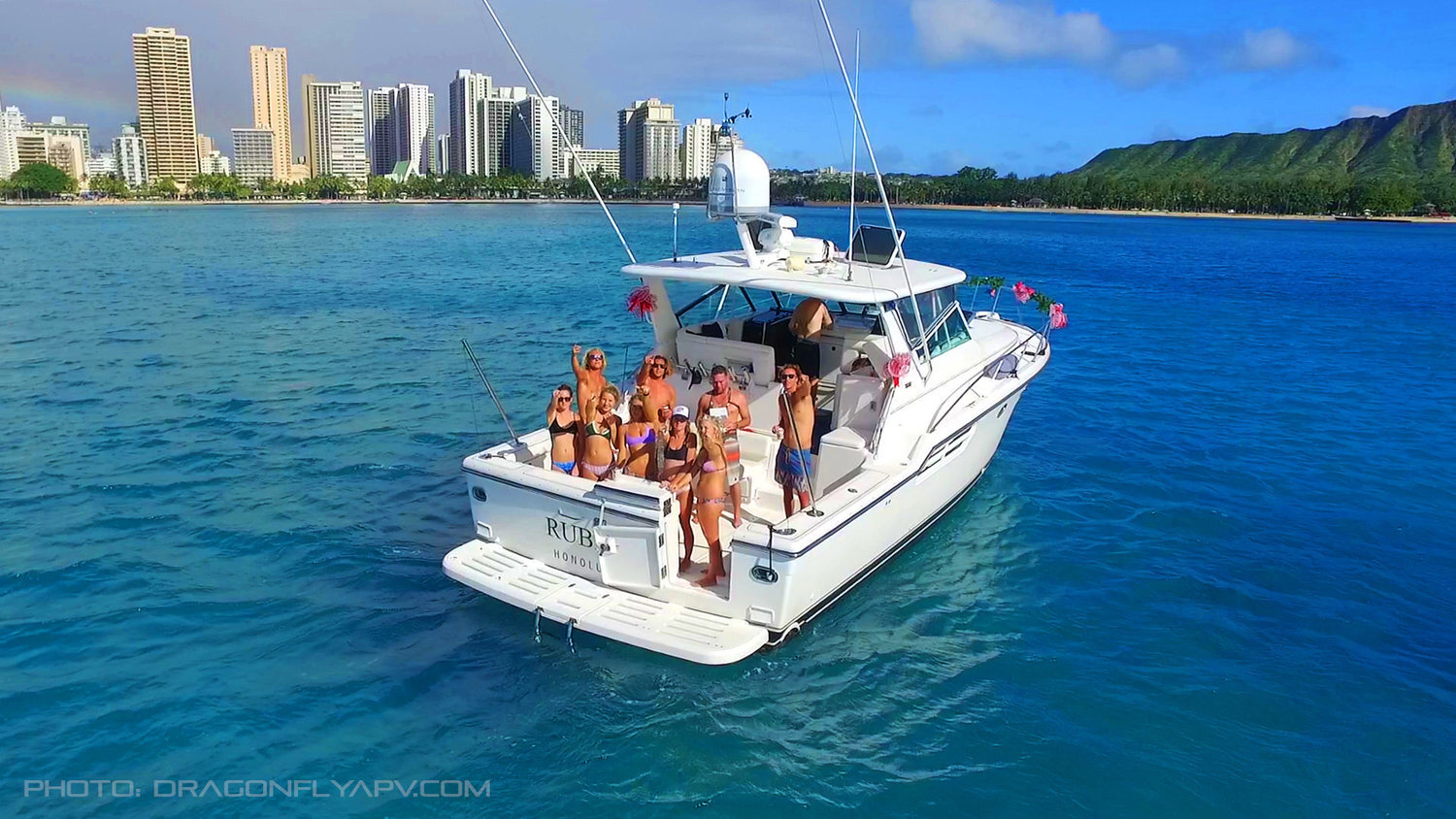 sailing-yacht-oahu-hawaii-maui-charter-boat-private-luxury-rent-stern-group.jpg