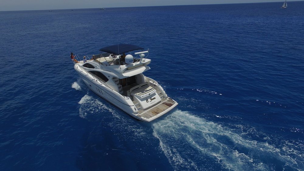 sailing-yacht-oahu-hawaii-maui-charter-boat-private-luxury-rent-motor-stern-waikiki-honolulu-.jpeg