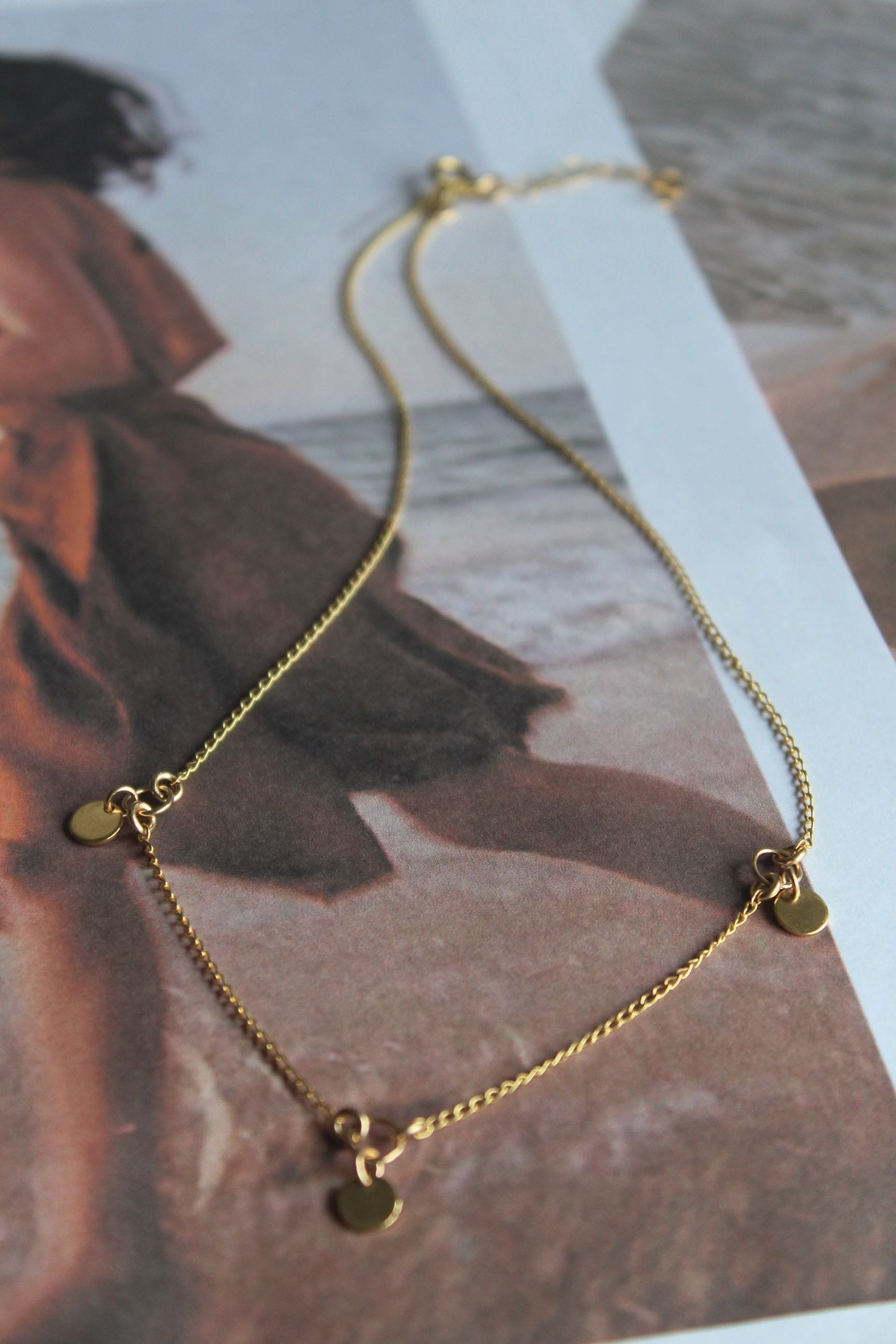 14ct gold filled trio disc necklace.