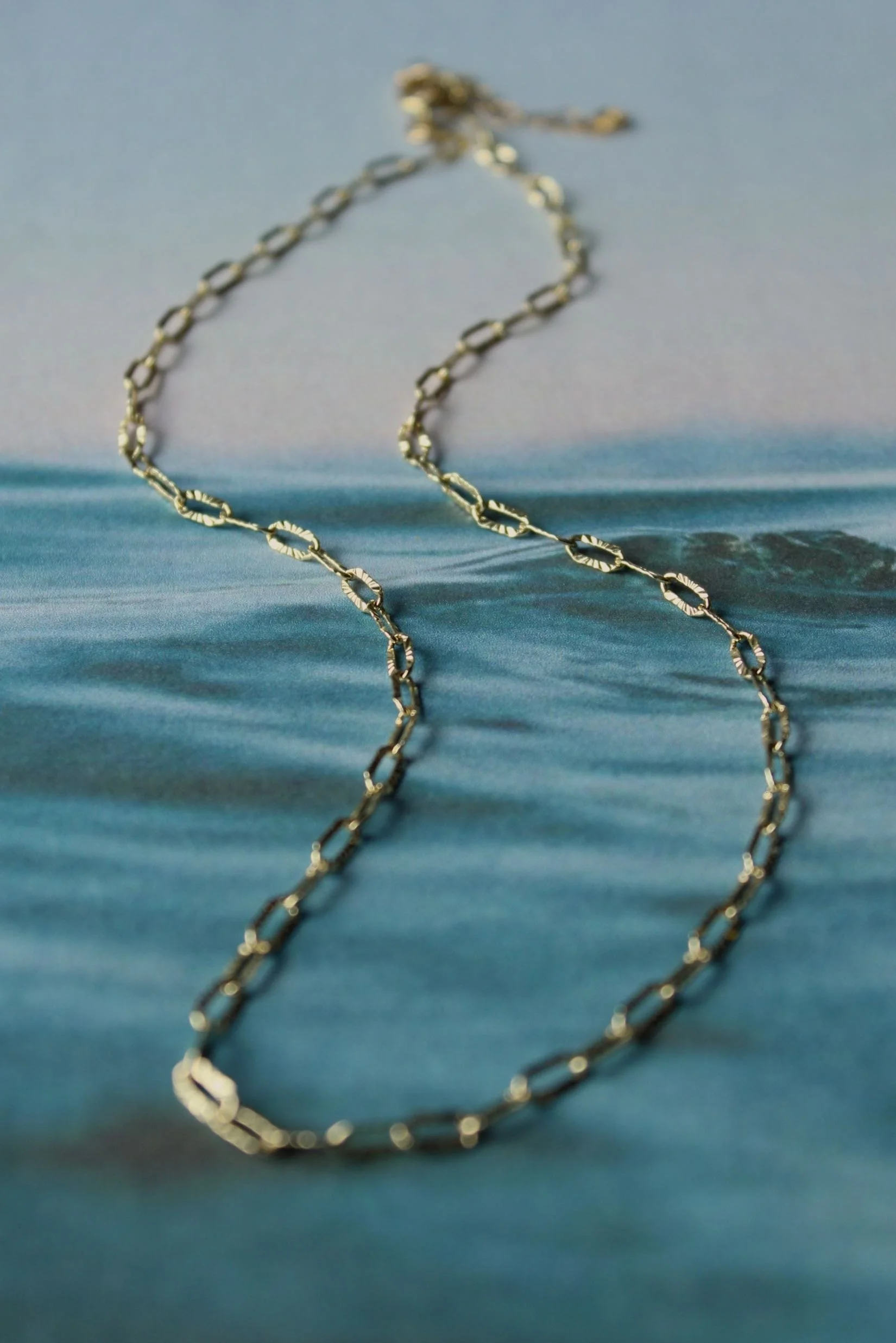 textured+chain1.jpg
