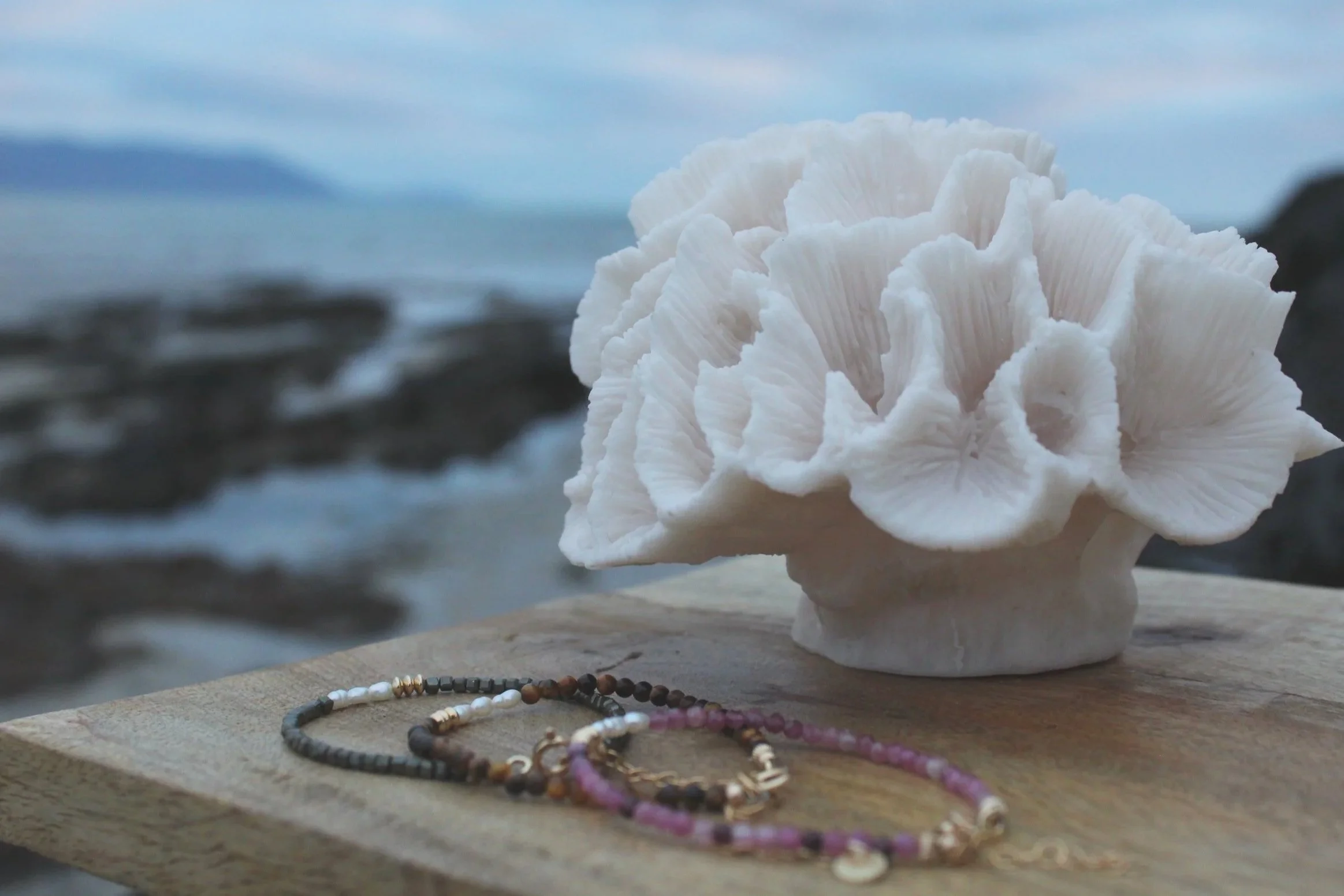 14ct gold filled bracelet with semi precious stones and gold filled details.