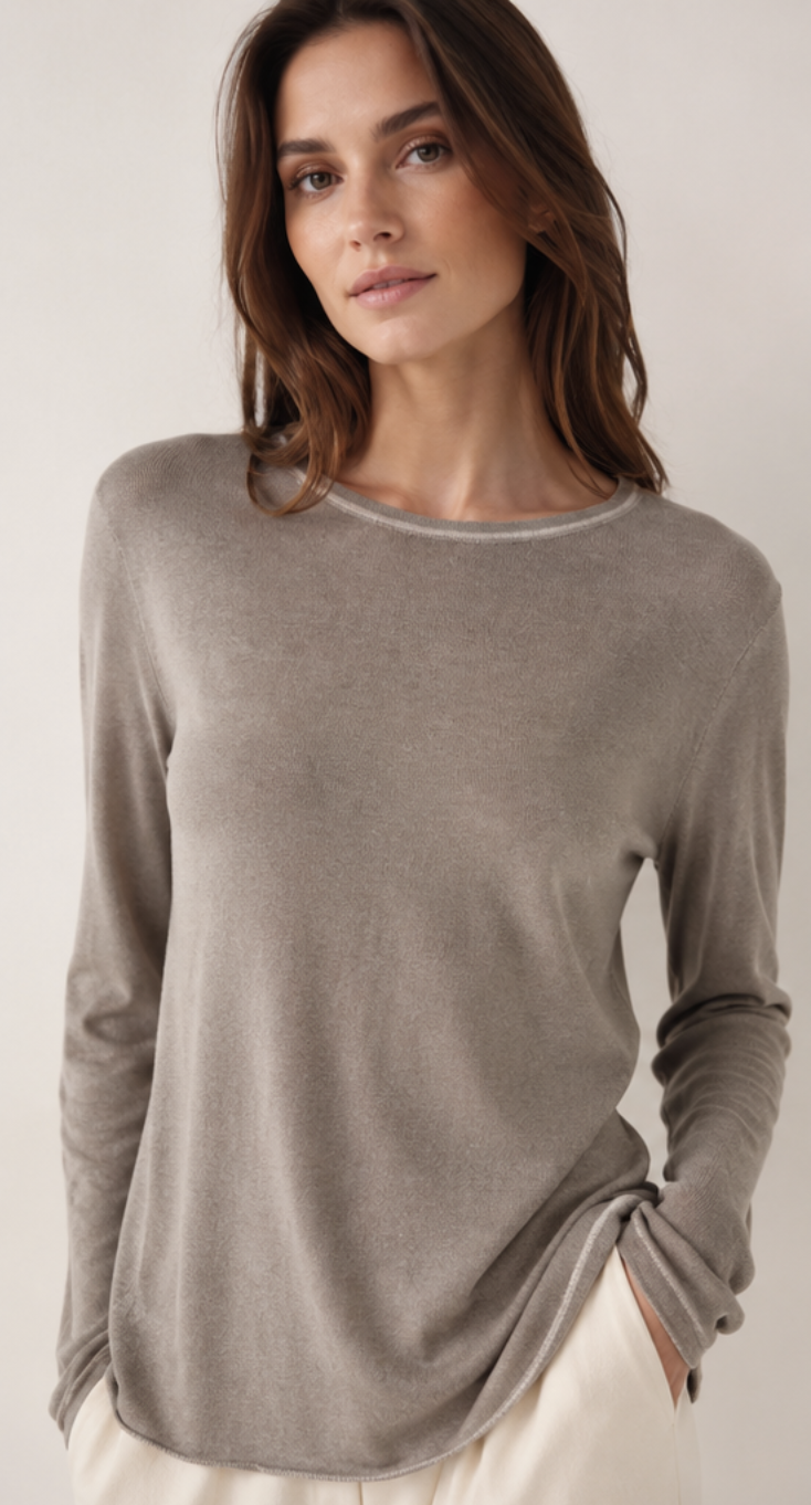 Majestic Filatures - Washable Cashmere Round Neck in Chocolate Mousse, Black & Cement