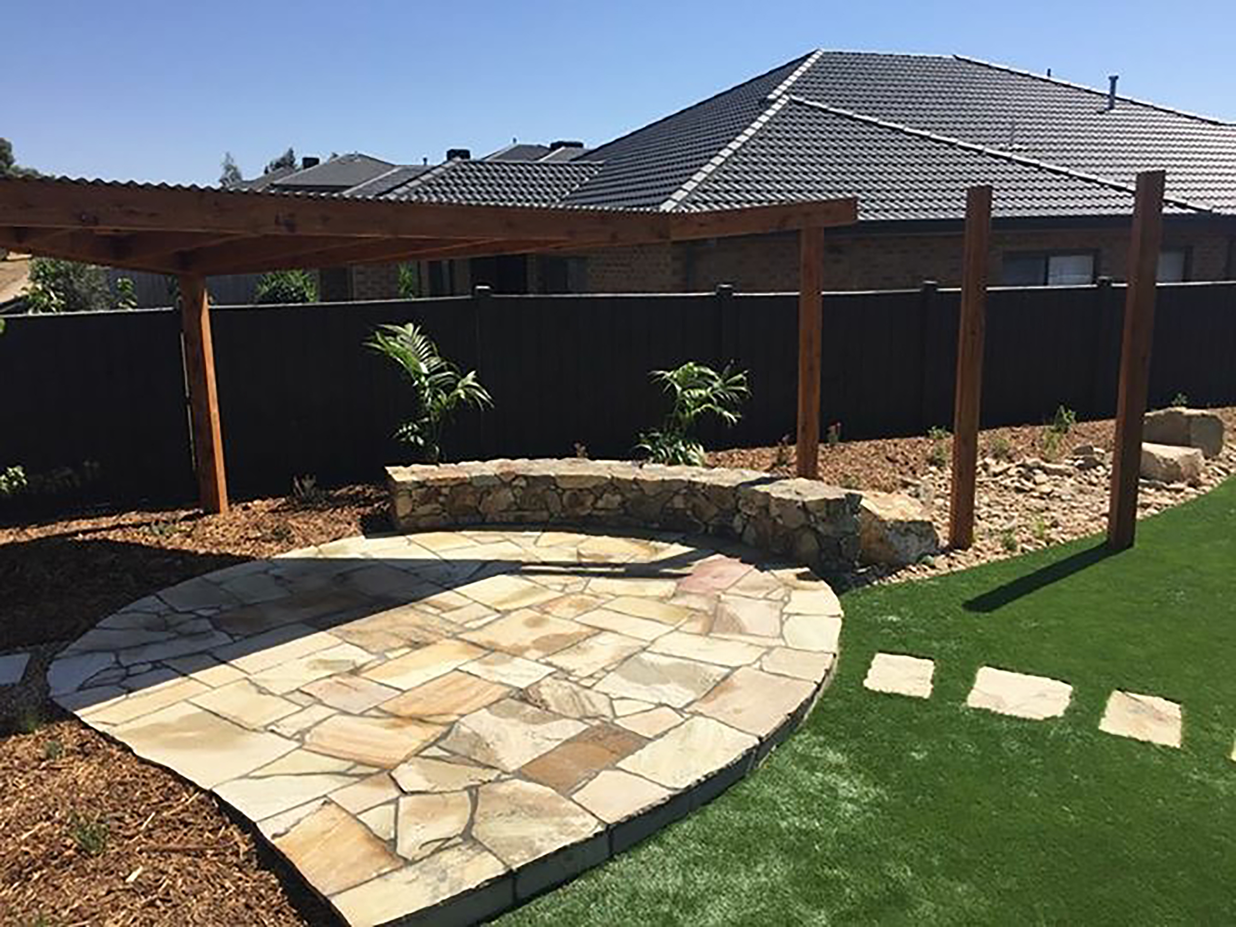 Crazy Paving in Sahara Sandstone