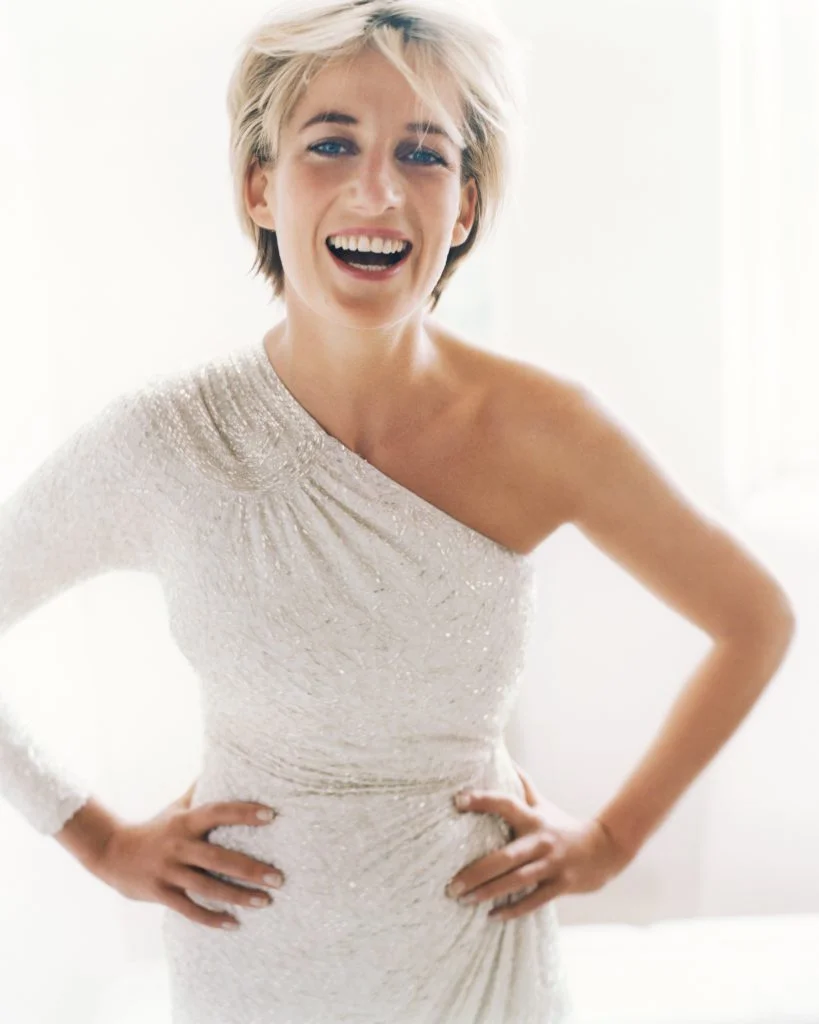 Diana in 1997 gefotografeerd door Mario Testino