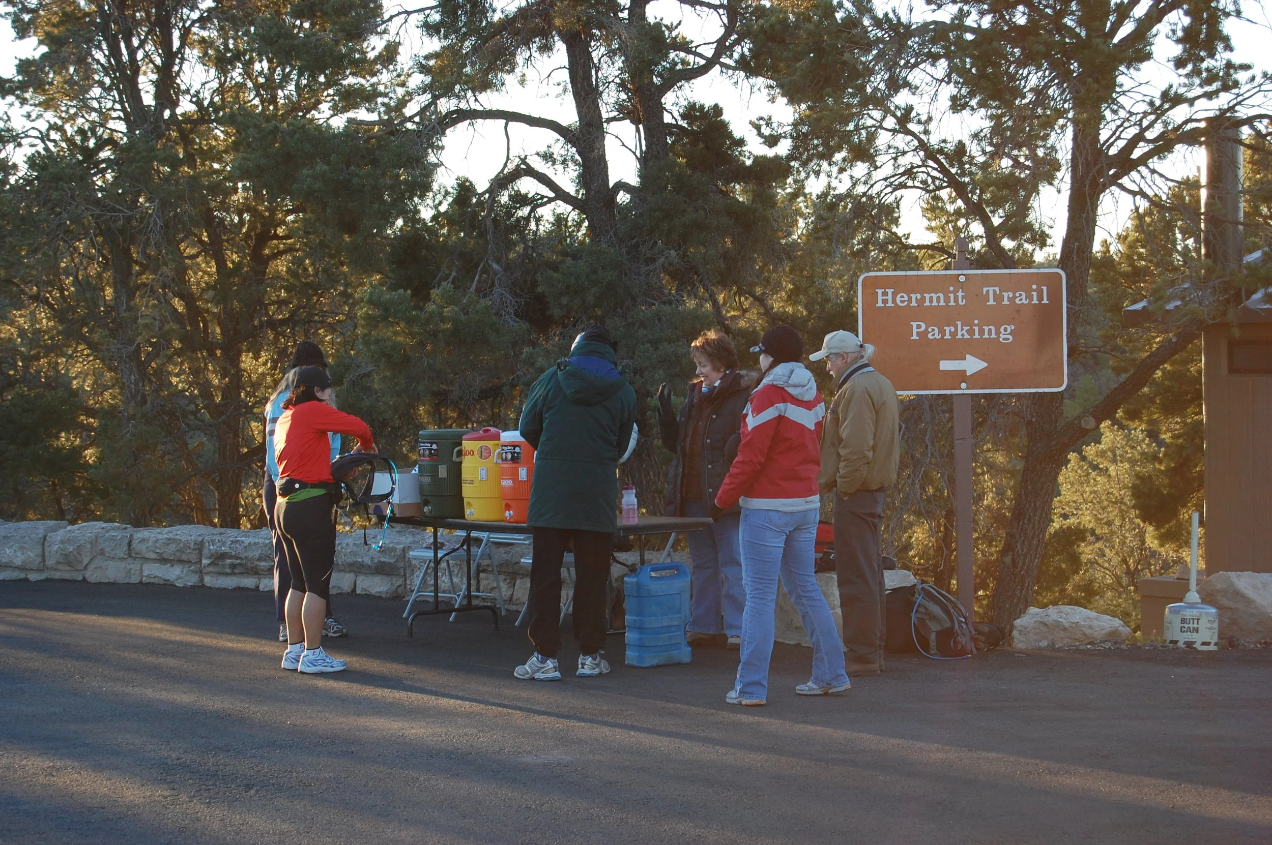 grand-canyon-marathon-aid-station_3039077646_o.jpg