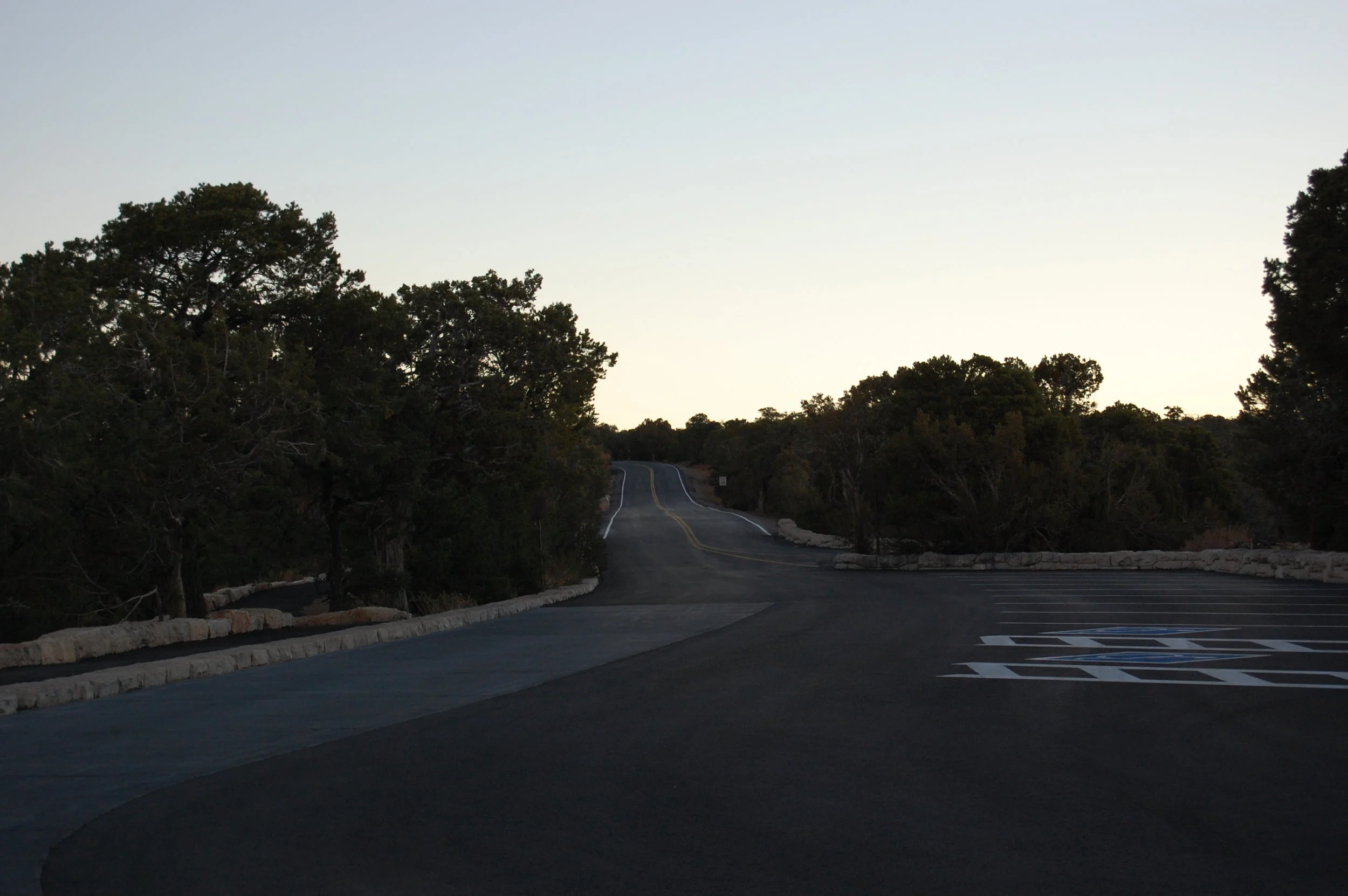 grand-canyon-marathon-aid-station_3039072068_o.jpg