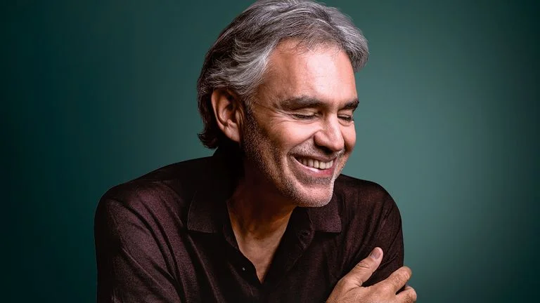  Andrea Bocelli