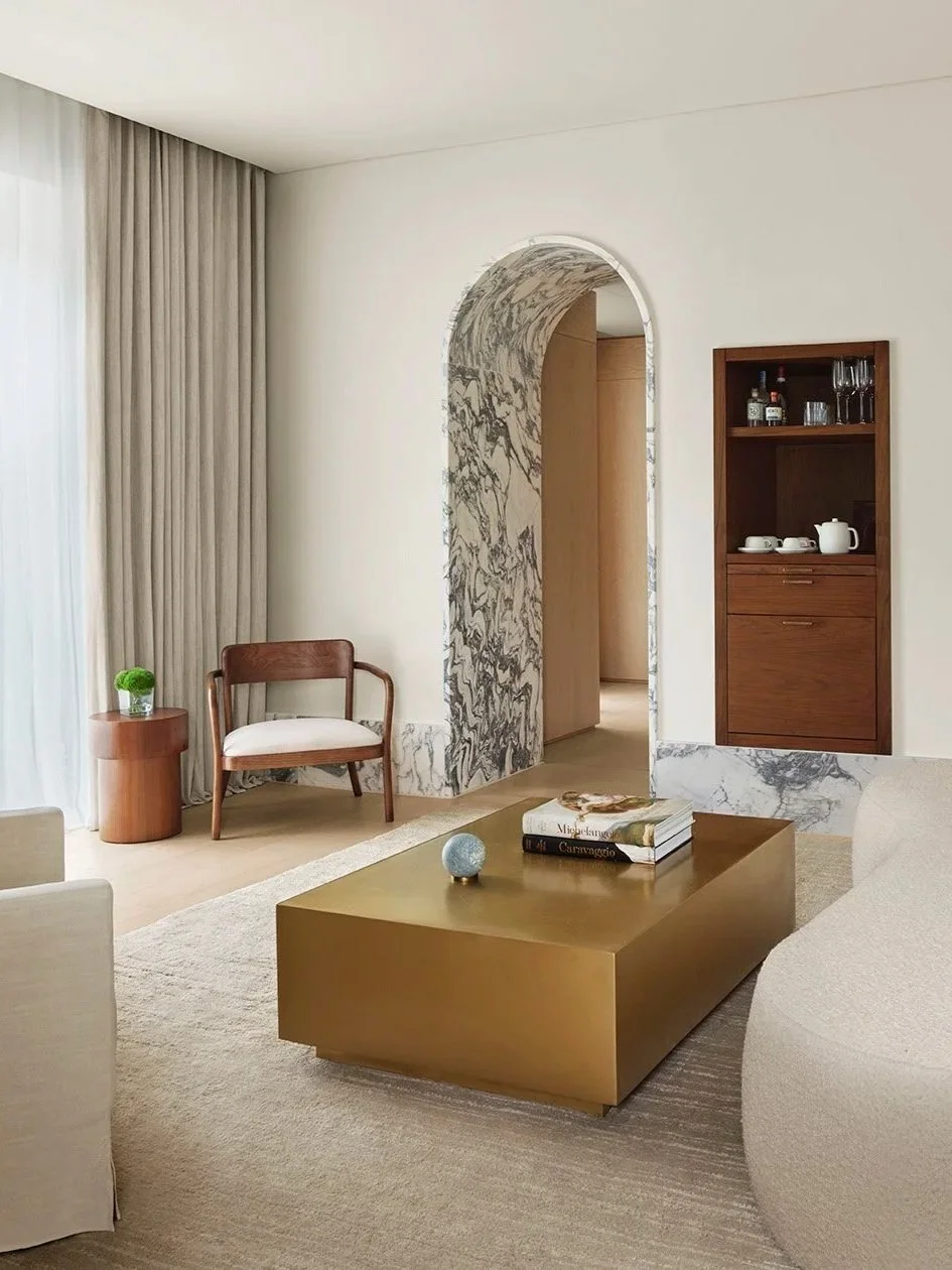 Checking In: The Lake Como EDITION