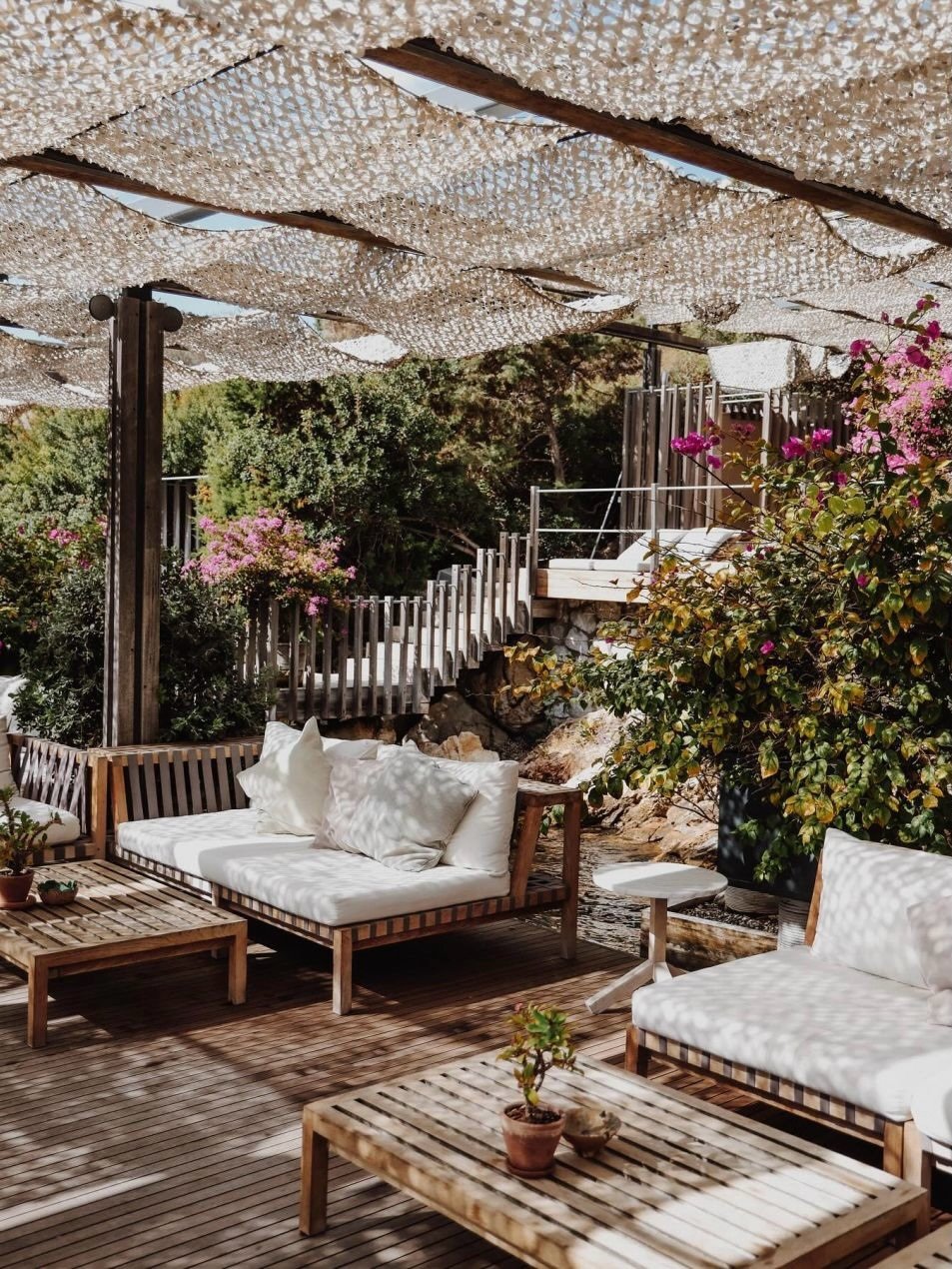 Five destinations reveal their truest character once the height of summer has passed
.
.
.
#TheAffluenceLoves
#latesummertravel

The Dalmatian Coast, where the Adriatic stays warm through September and the old city of Dubrovnik breathes again. 

📷: 
