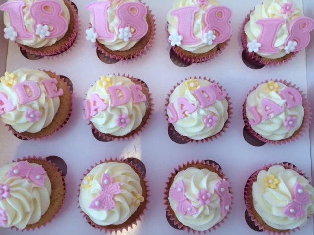 Pink Pretty Cupcakes.jpg