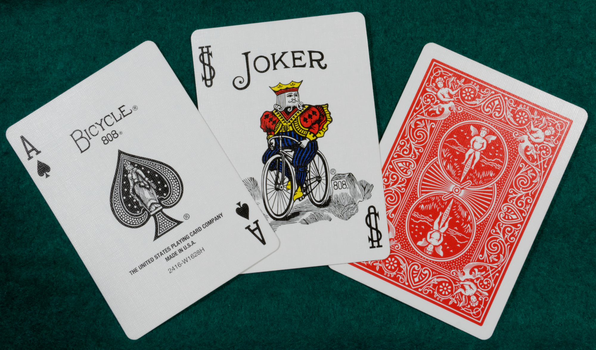 Bicycle_Red_Standard_Cards.png