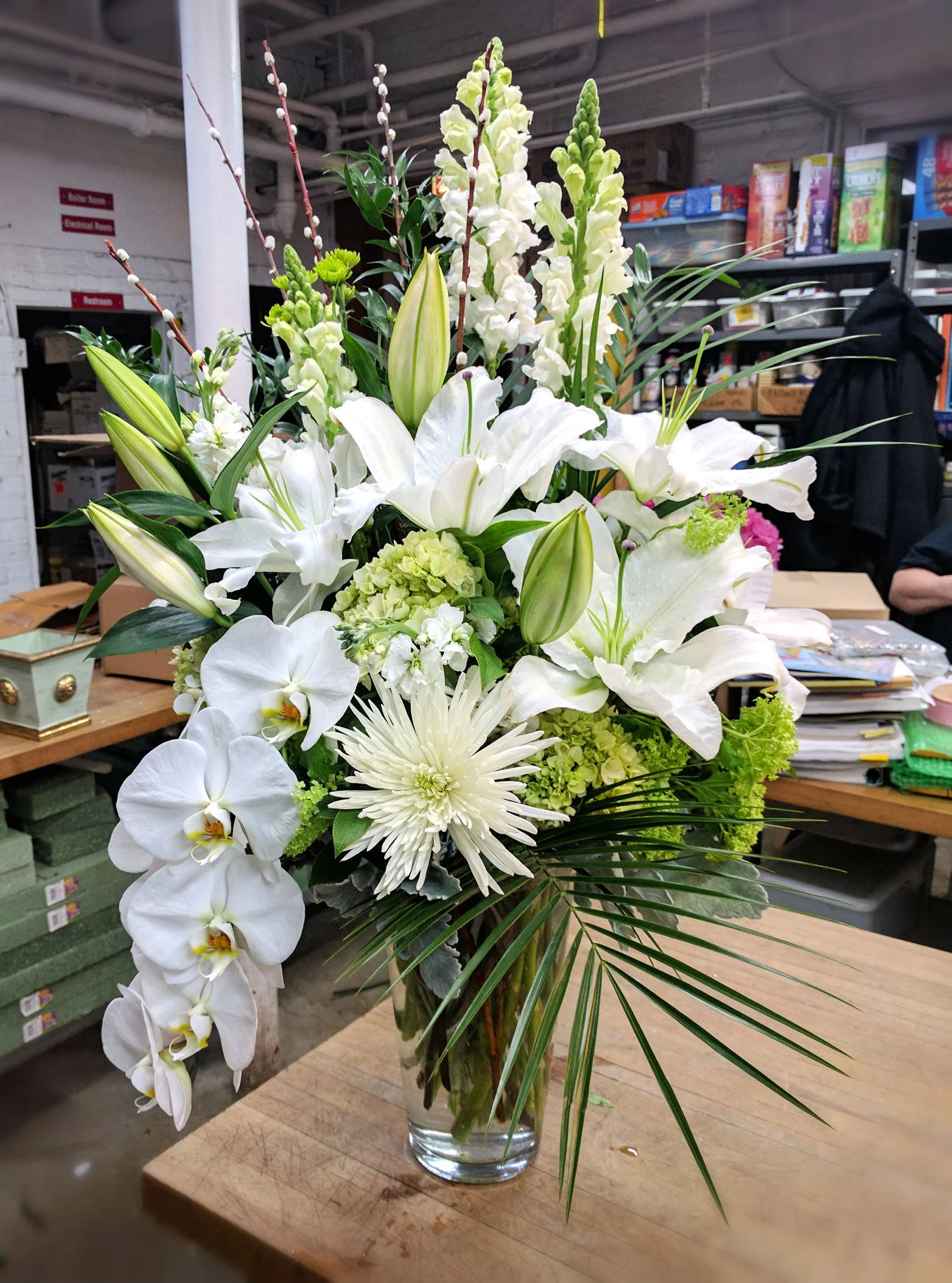 FCA104. Vase Arrangement
