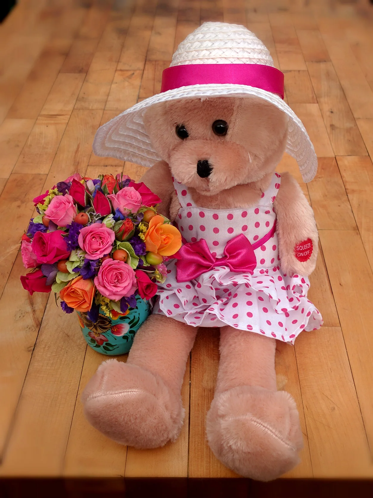 FCA305. Tussie Mussie & Teddy Bear