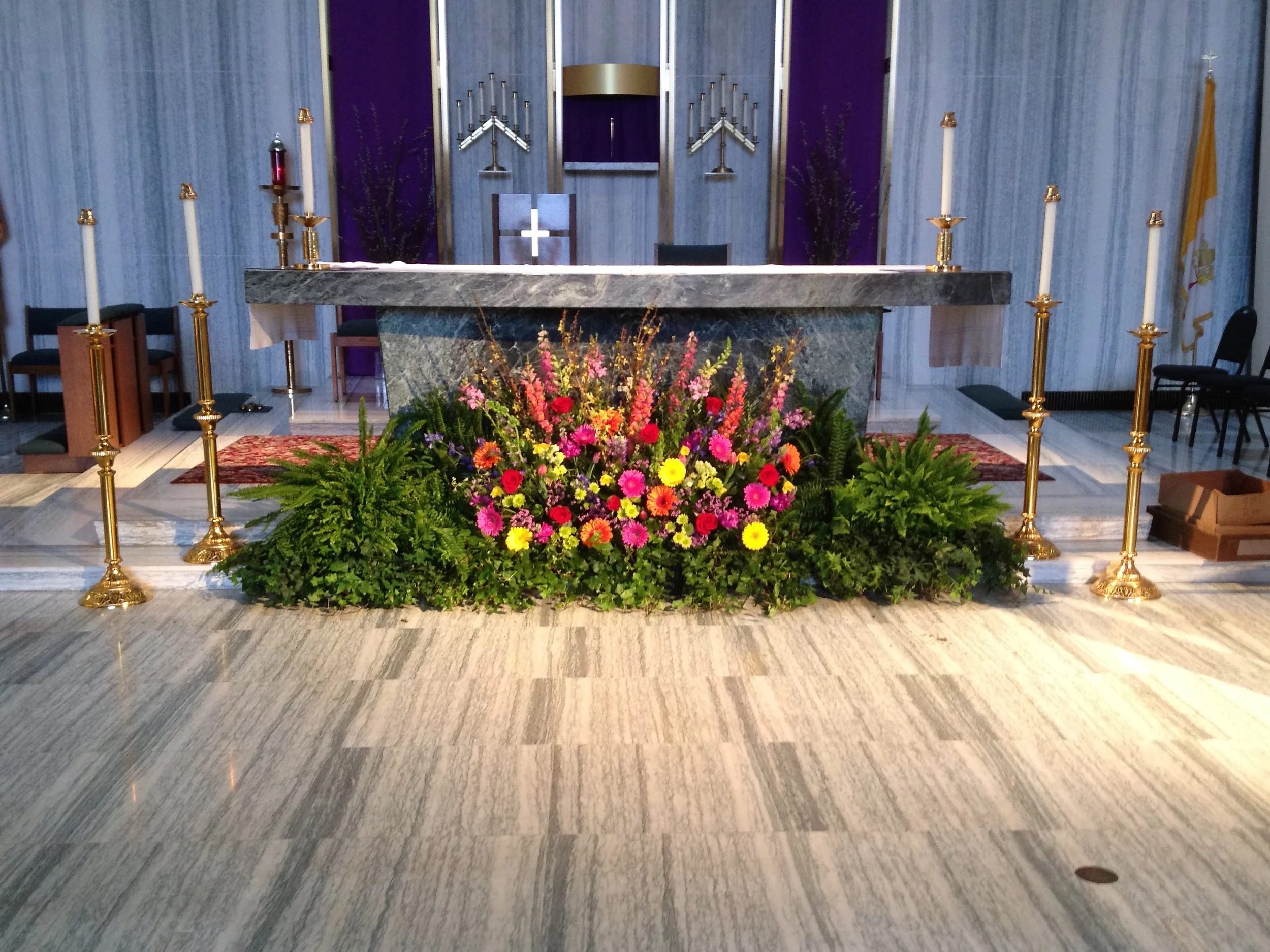 W303. Altar Arrangement