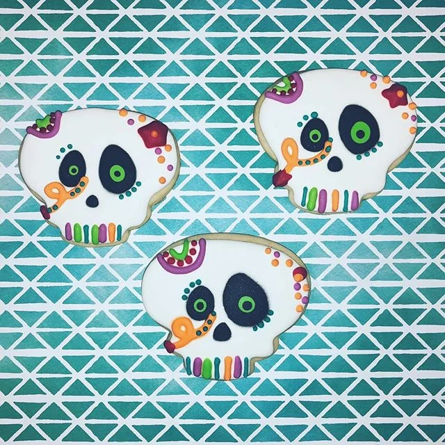 It’s finally Halloween!
.
.
.
.
#sugarcookies #halloweencookies #decoratedcookies #bakersbungalow