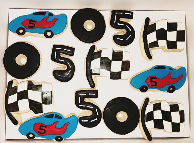 These went to one happy birthday boy today 🏎🎈 .
.
.
.
.
#raceday #racecar #hotwheels #boybirthday #birthdayparty #sugarcookies #decoratedcookies #bakersbungalow #offtotheraces